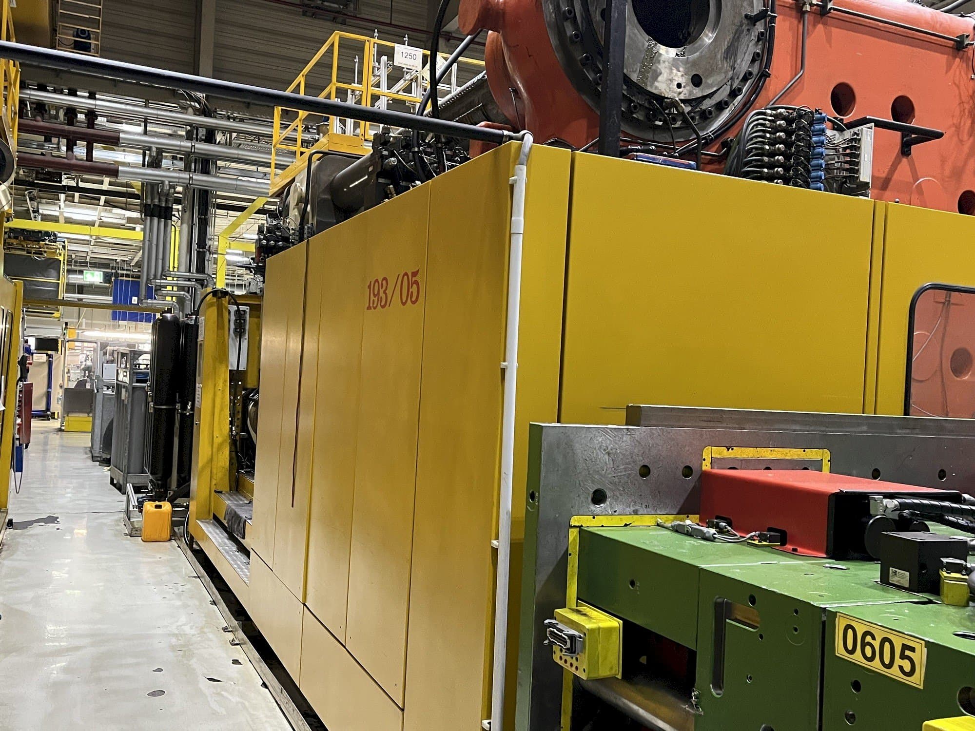 Čelní pohled  na Husky SGM 3150t  stroj