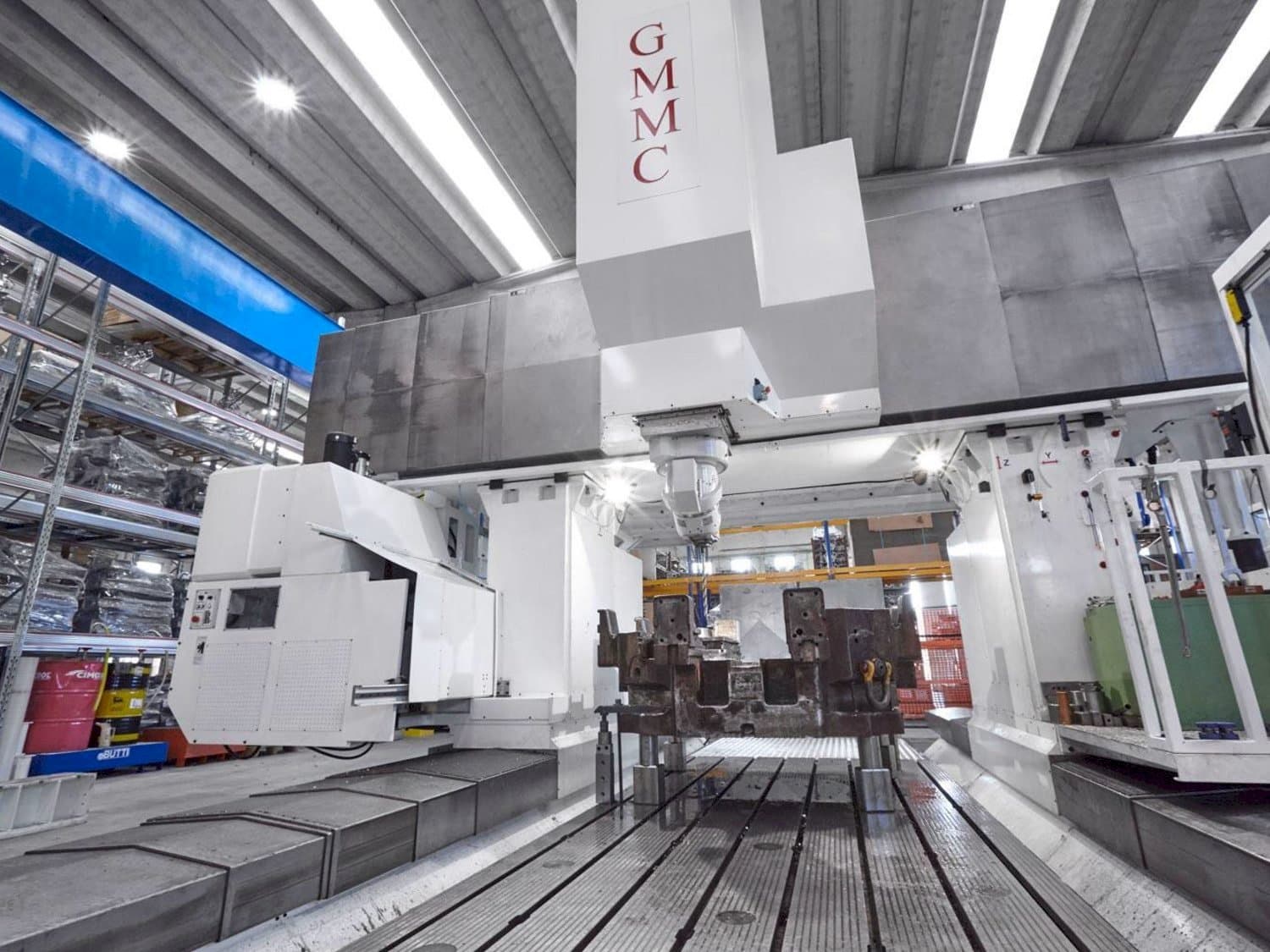 Čelní pohled  na Emsil GMMC-6000  stroj