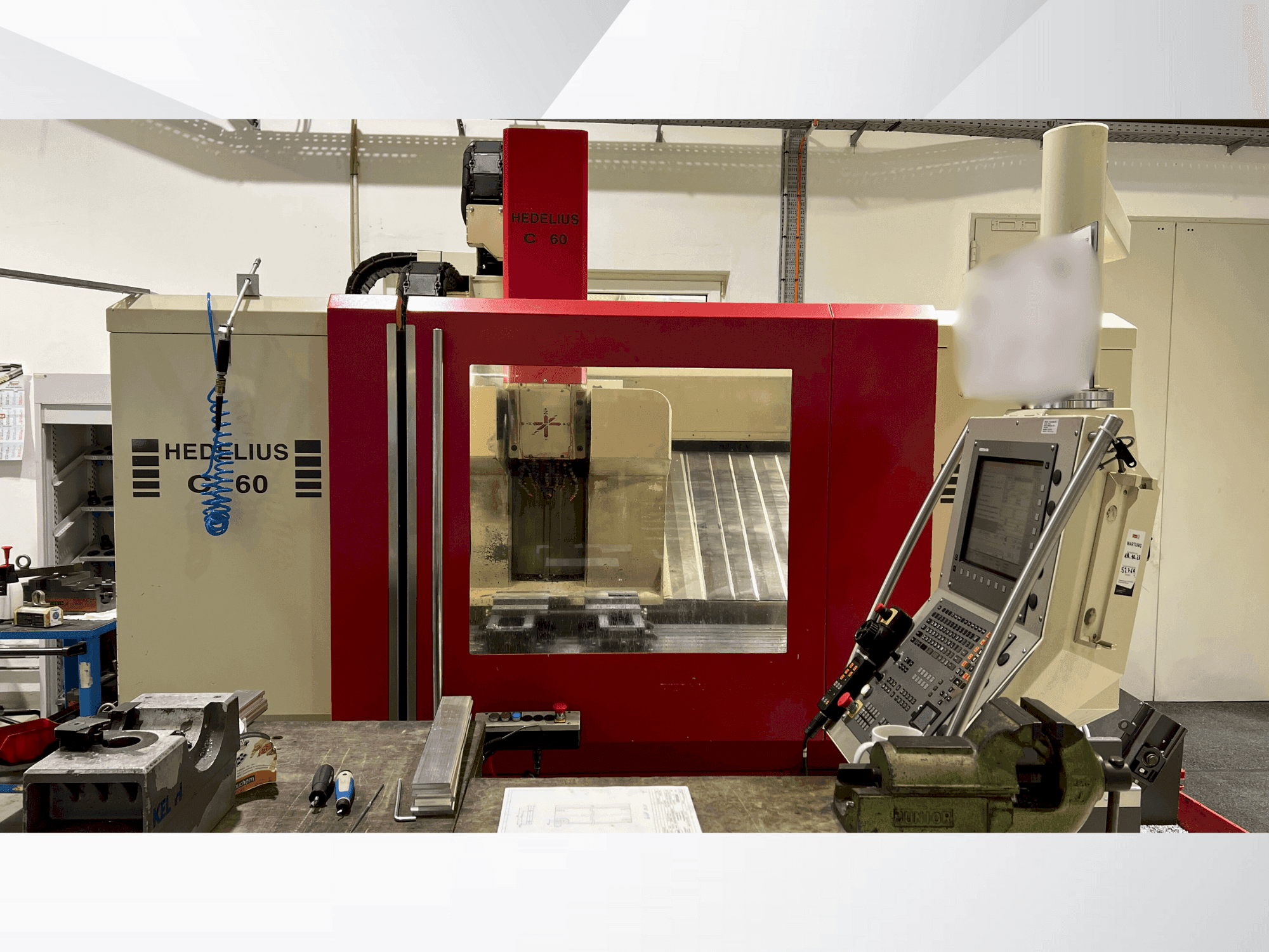 Čelní pohled  na HEDELIUS C60S-1200  stroj