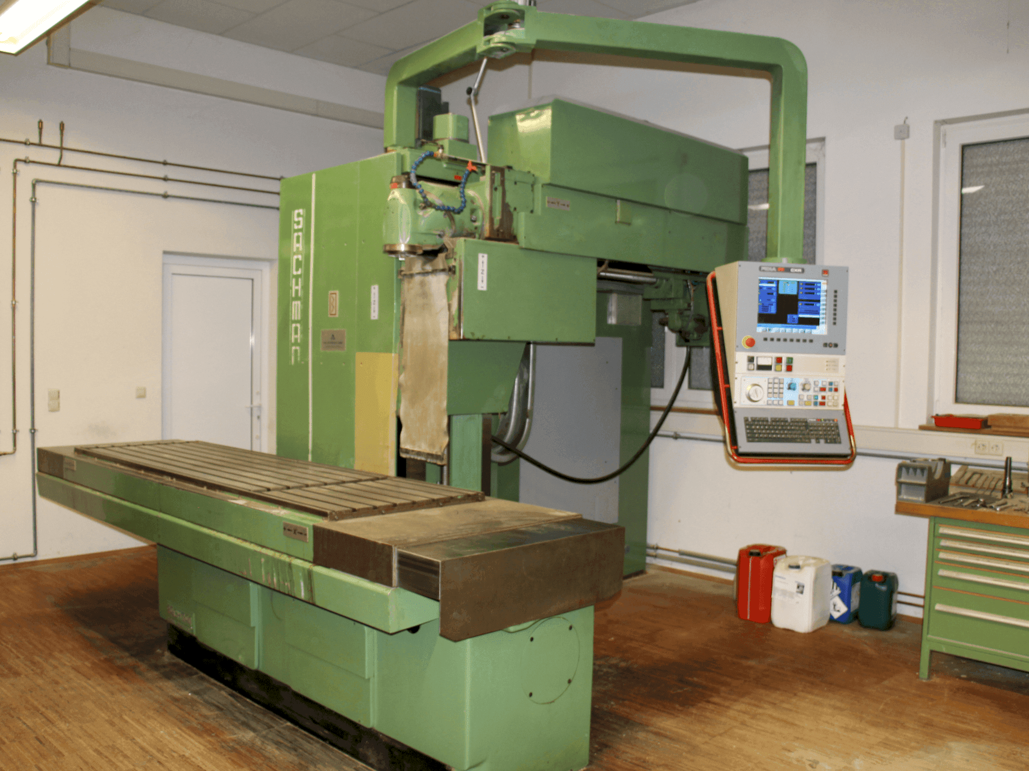 Čelní pohled  na SACHMAN RP3CC (1990)  stroj