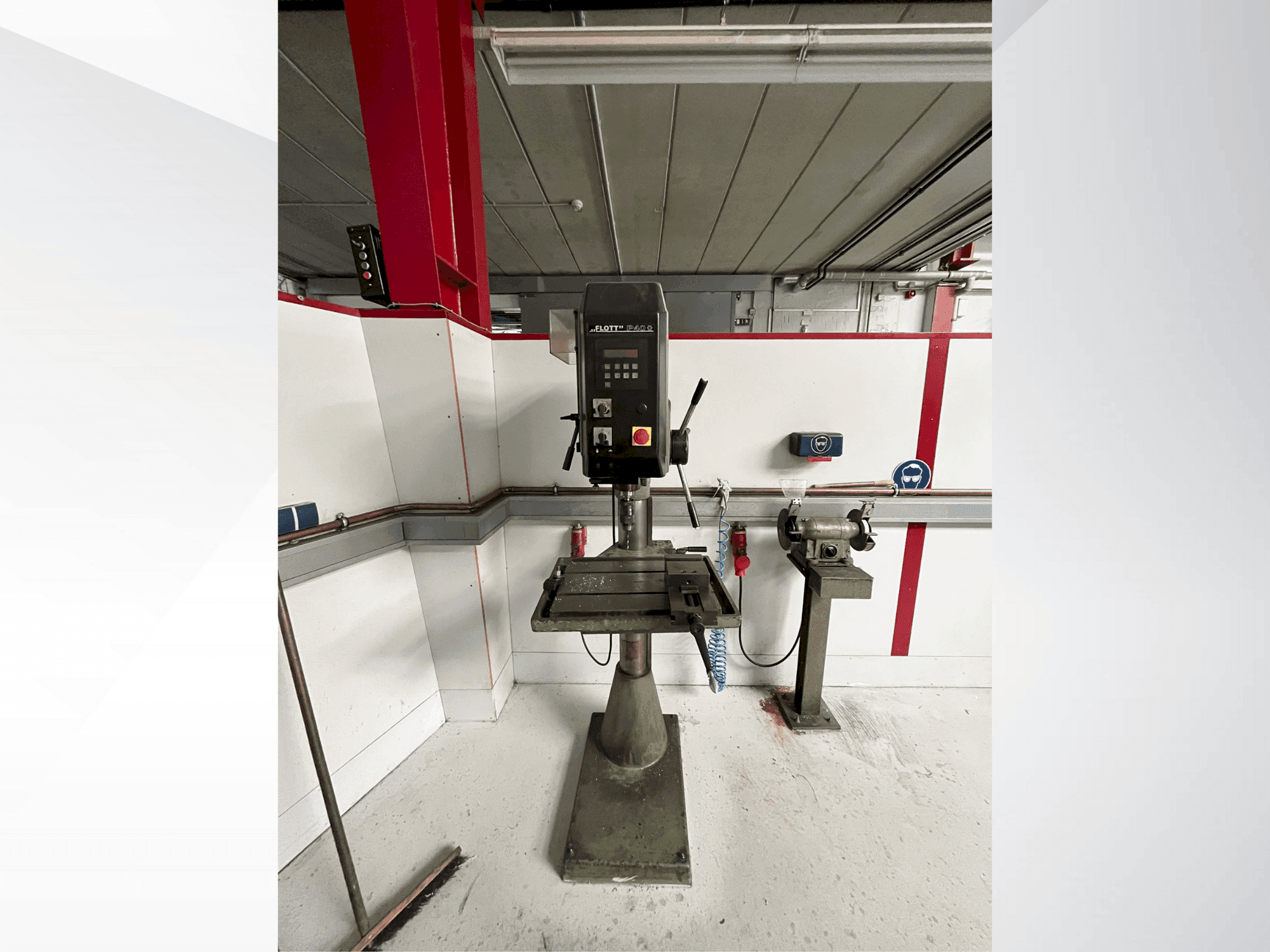 Čelní pohled  na Hahn+Kolb Flott P40  stroj