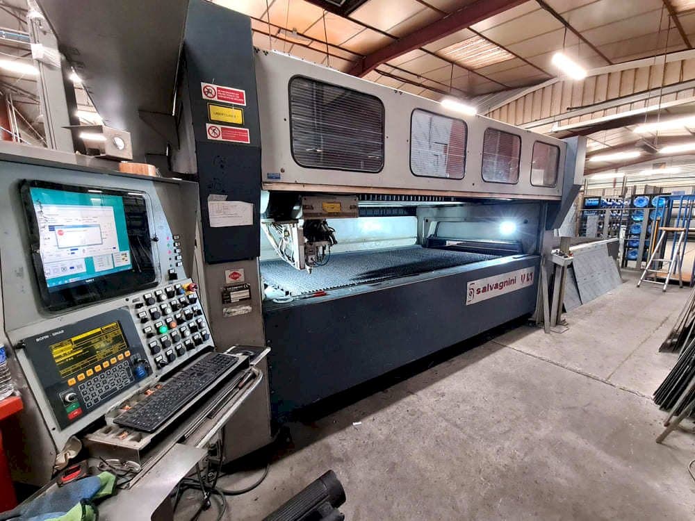 Čelní pohled  na Salvagnini VL1  stroj