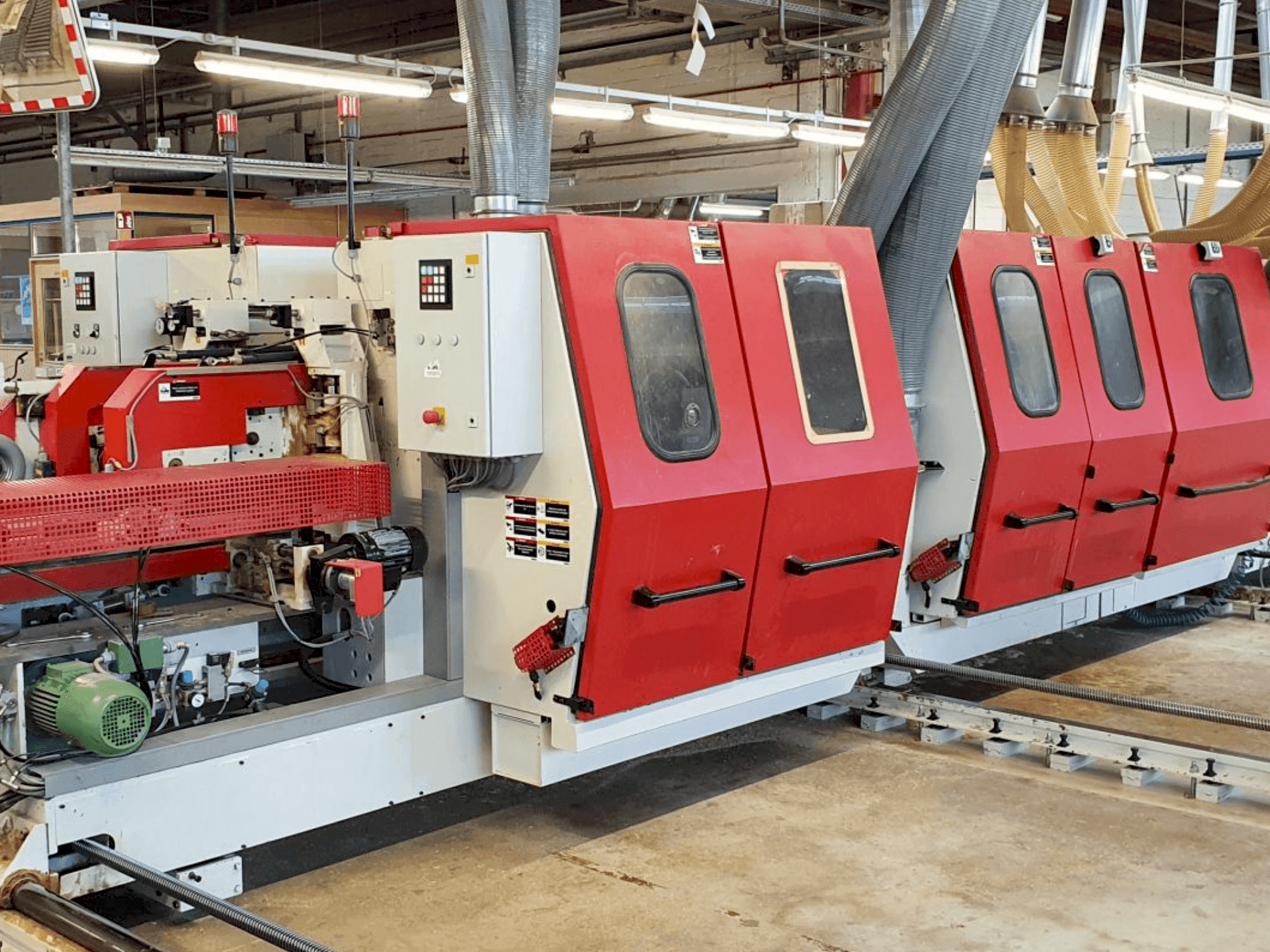 Čelní pohled  na WEHRMANN Combima (2007)  stroj