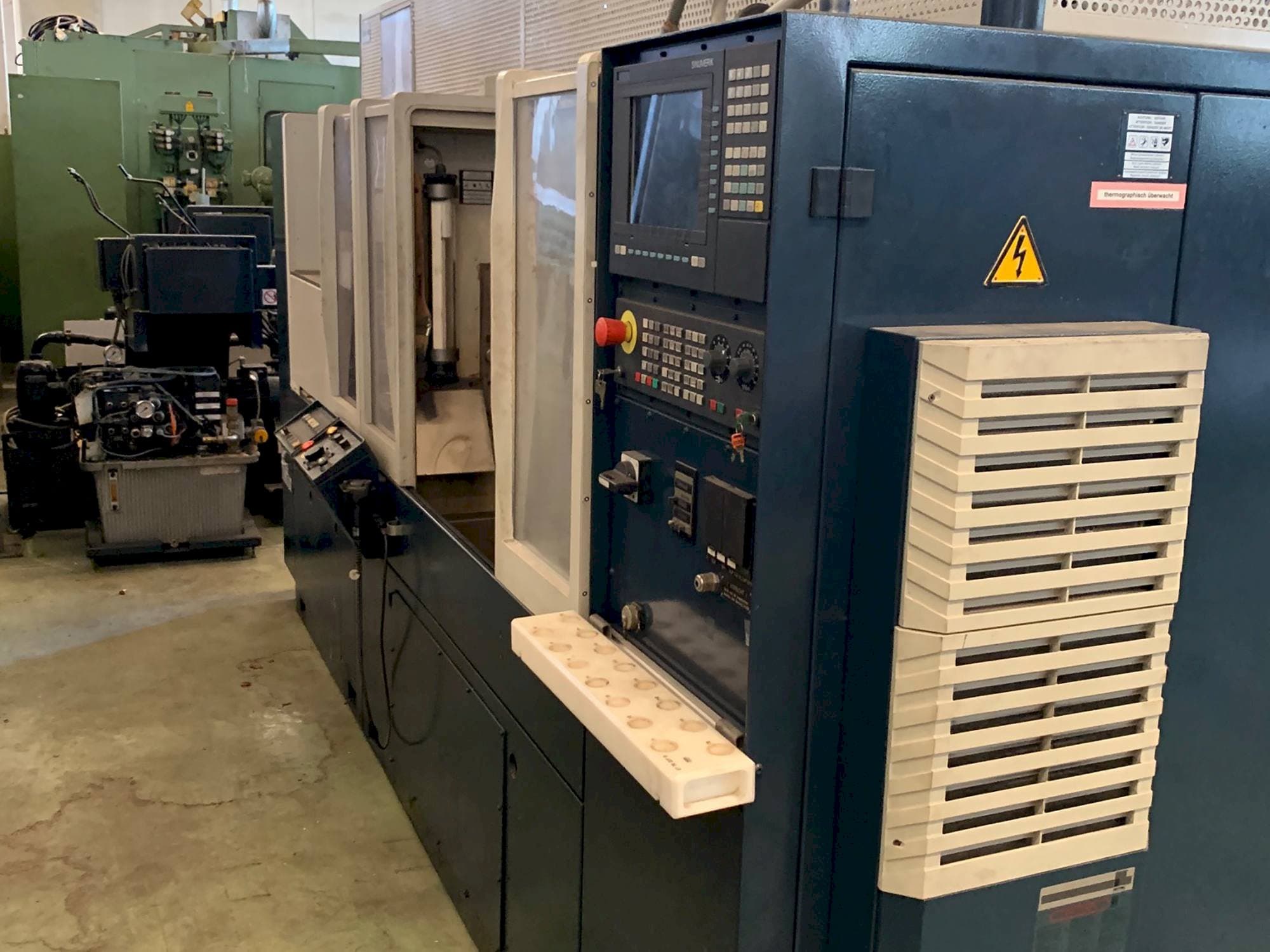 Čelní pohled  na SPINNER PD 48  stroj