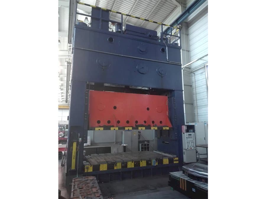 Čelní pohled  na Erfurt PKZZ 1000/4000  stroj