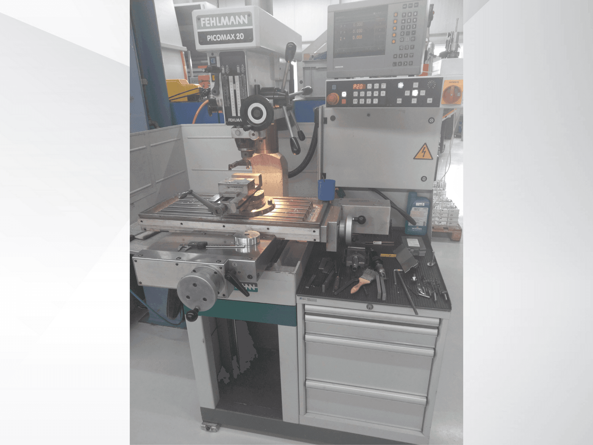 Čelní pohled  na FEHLMANN PICOMAX 20  stroj