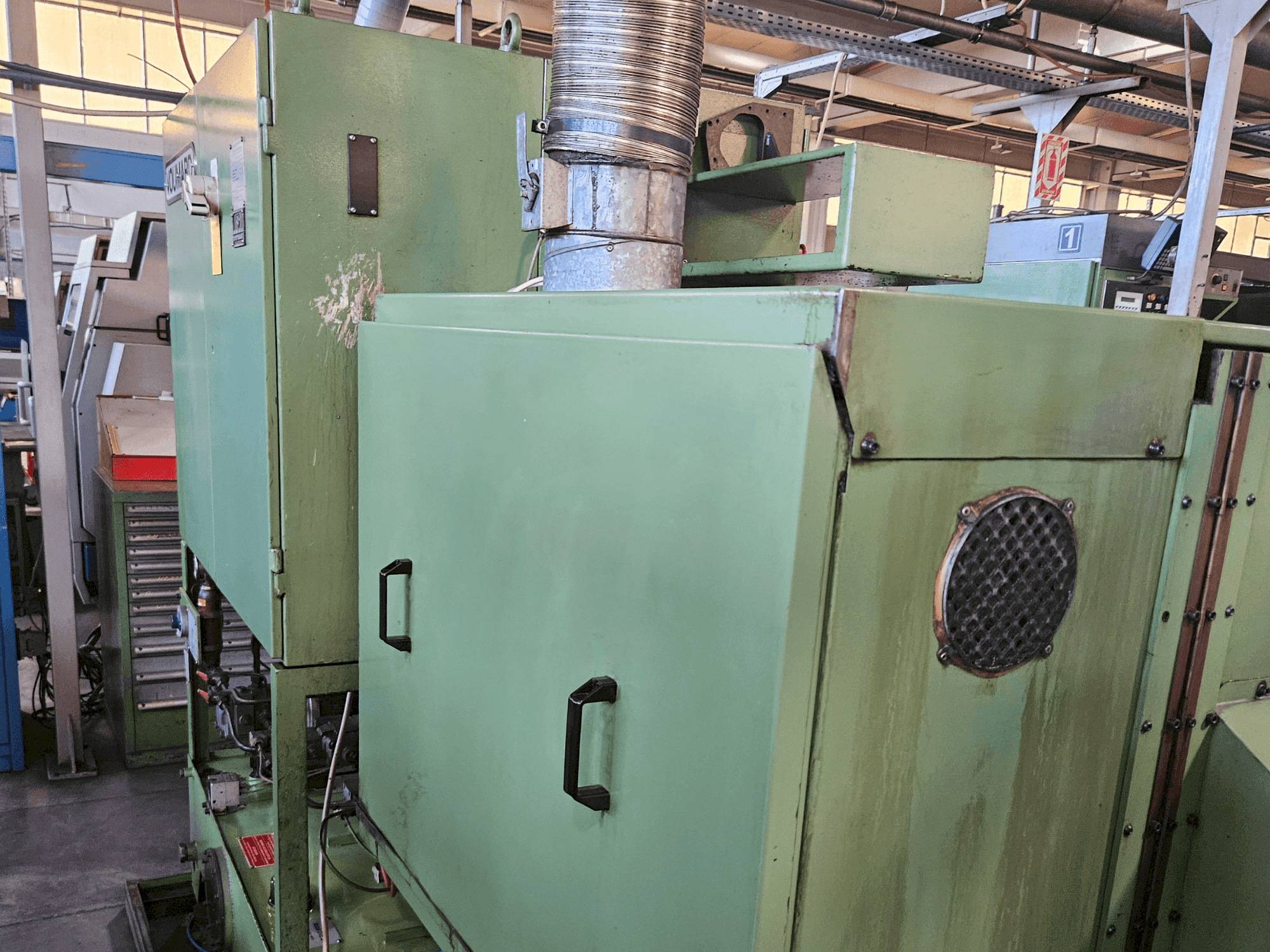 Čelní pohled  na VOUMARD 203 C 31  stroj