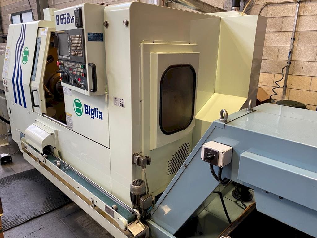 Boční pohled  na Biglia B658 YS  stroj