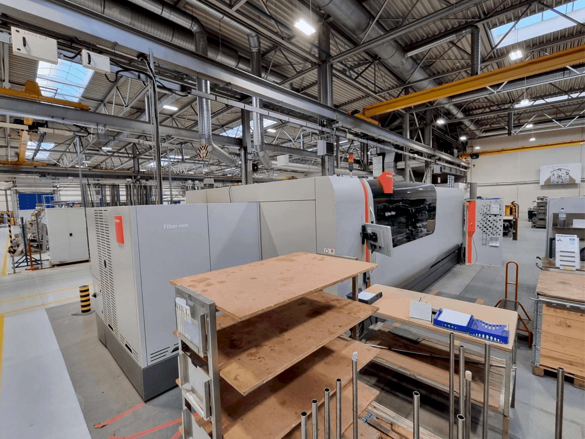 Čelní pohled  na Bystronic ByStar Fiber 4020 (2017)  stroj