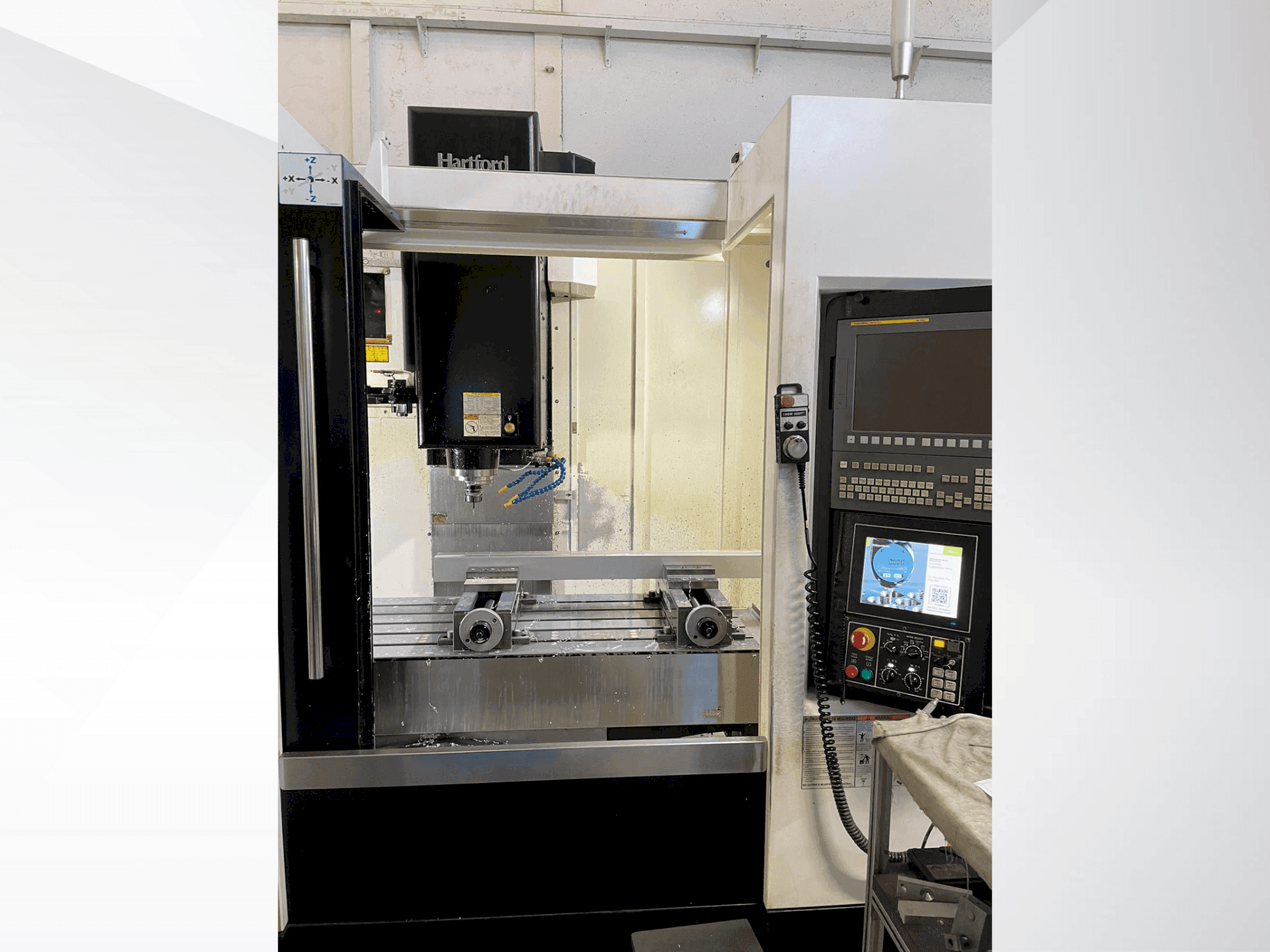 Čelní pohled  na HARTFORD MVP-11  stroj