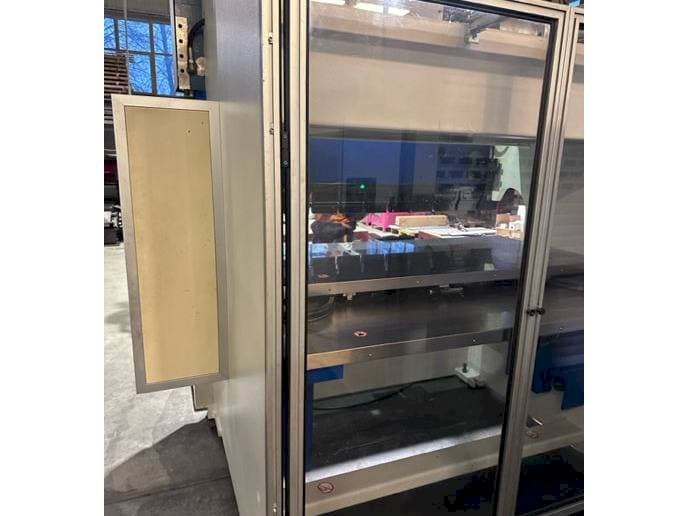 Čelní pohled  na Trumpf TrumaBend C60  stroj