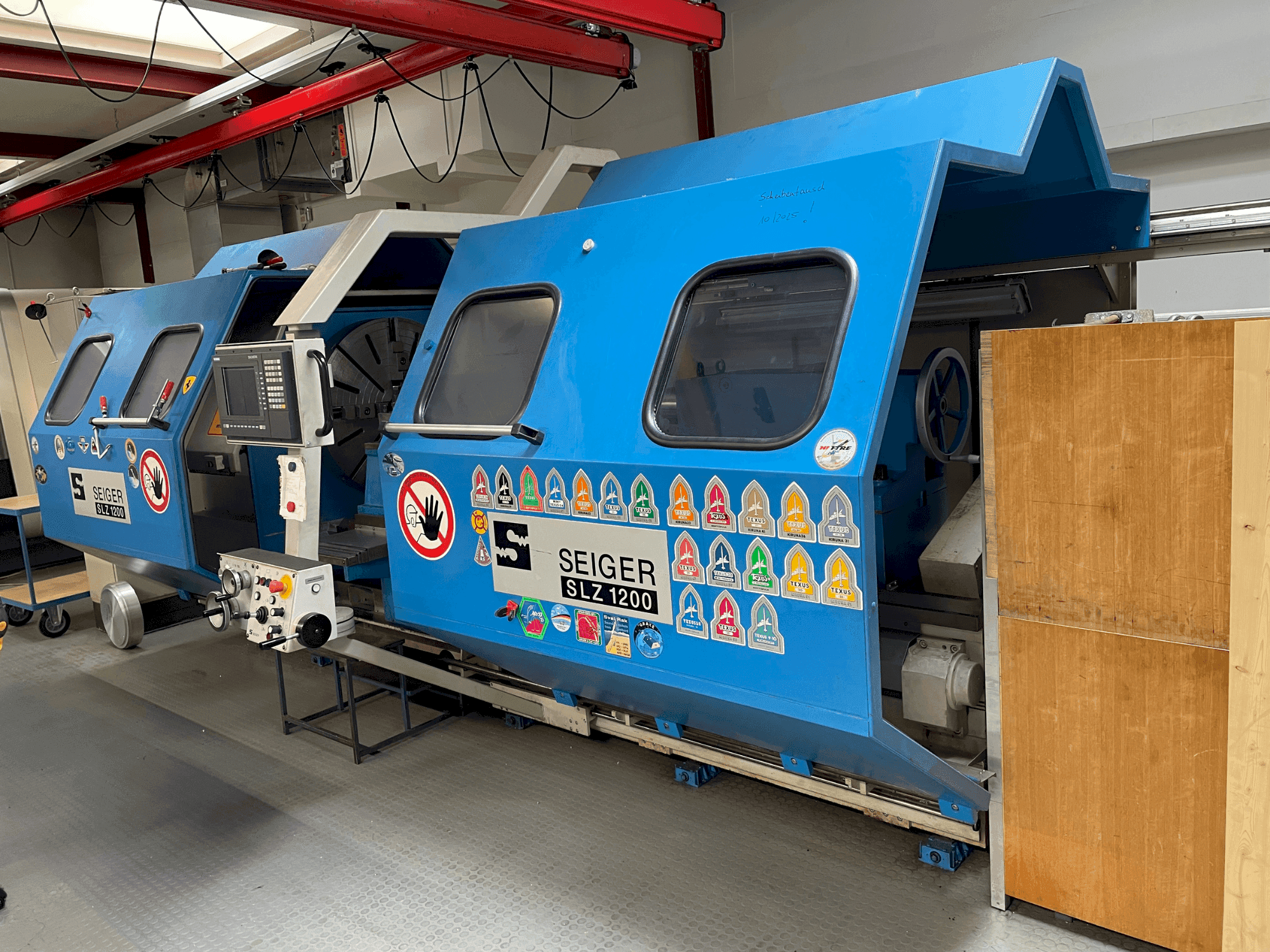 Čelní pohled  na SEIGER SLZ1200  stroj