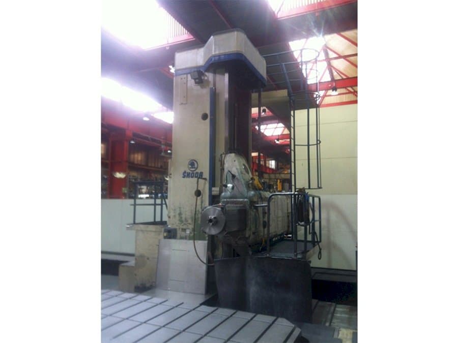 Čelní pohled  na SKODA WD 160 B  stroj