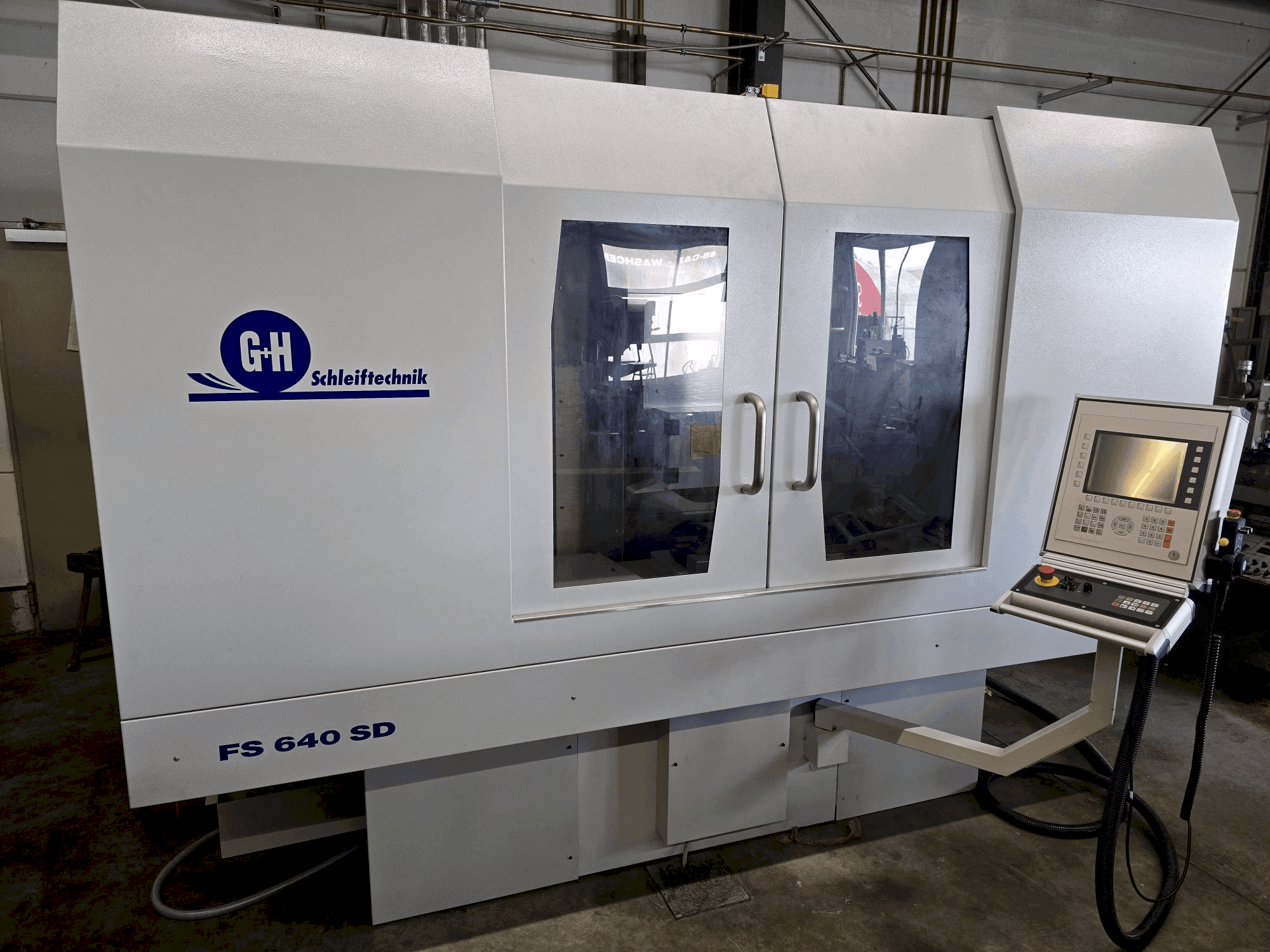 Čelní pohled  na GEIBEL & HOTZ FS 640 SD  stroj