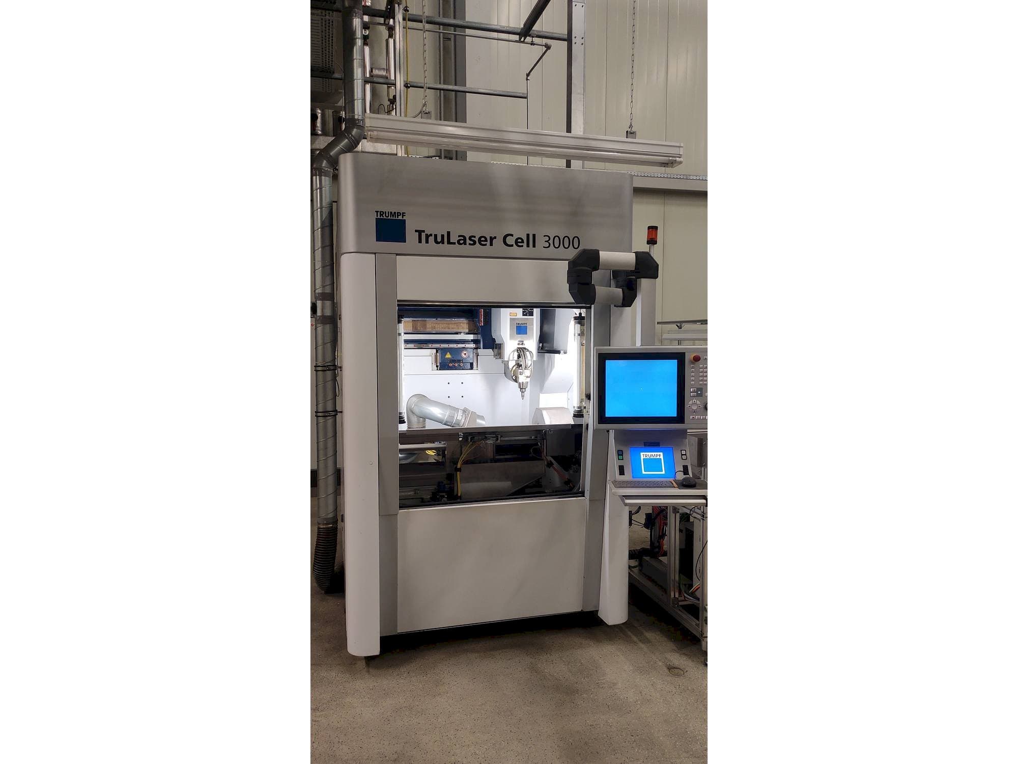 Čelní pohled  na Trumpf TruCell3000  stroj