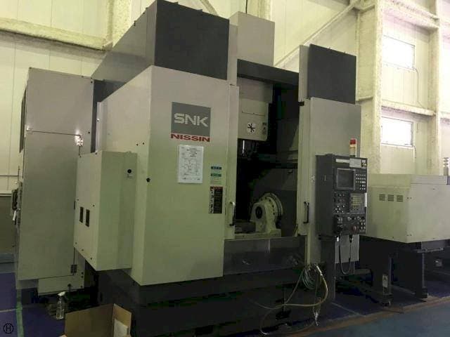 Čelní pohled  na SNK Nissin  stroj
