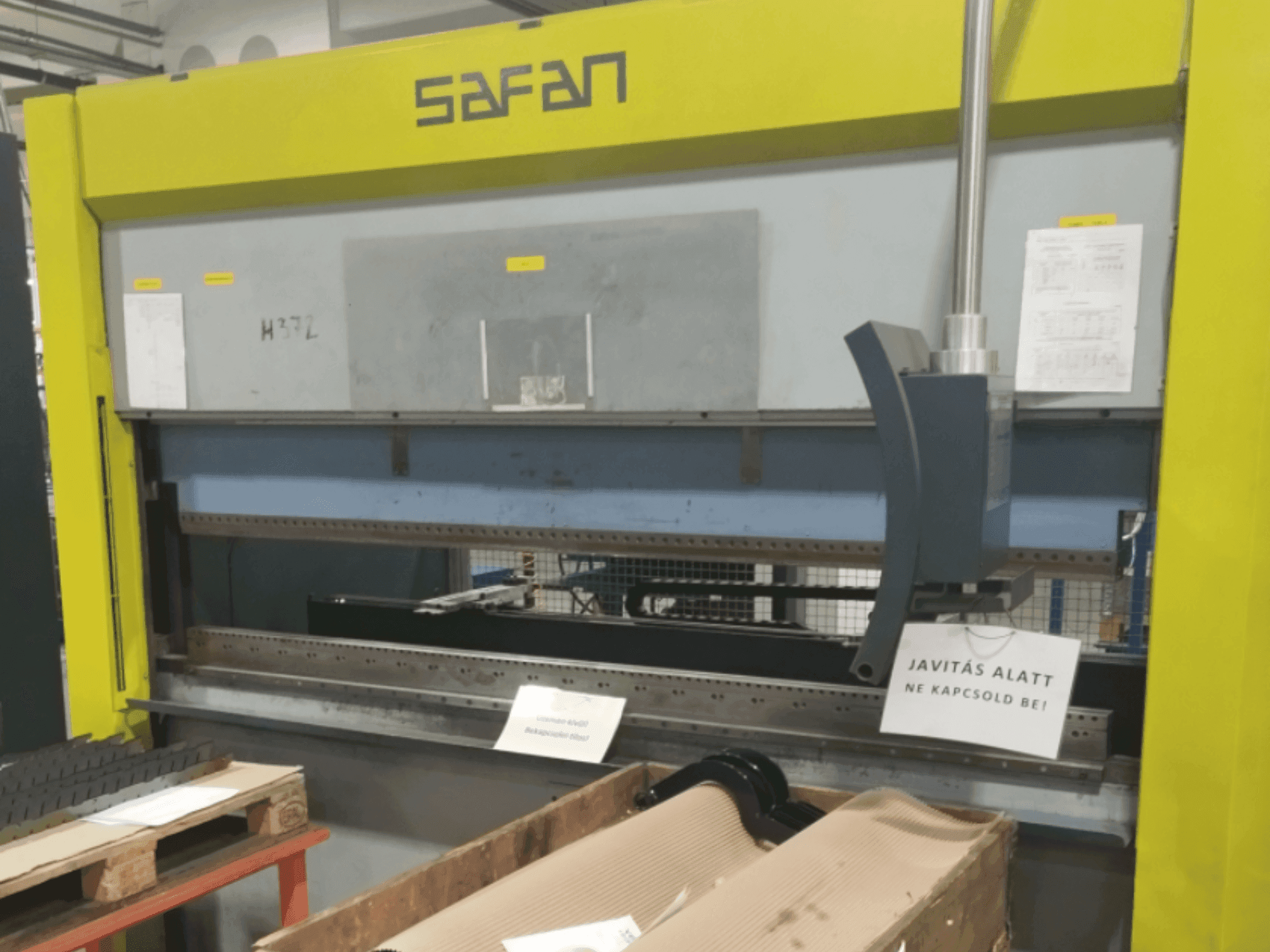 Čelní pohled  na Safan E-Brake 80-2550 TS 1  stroj