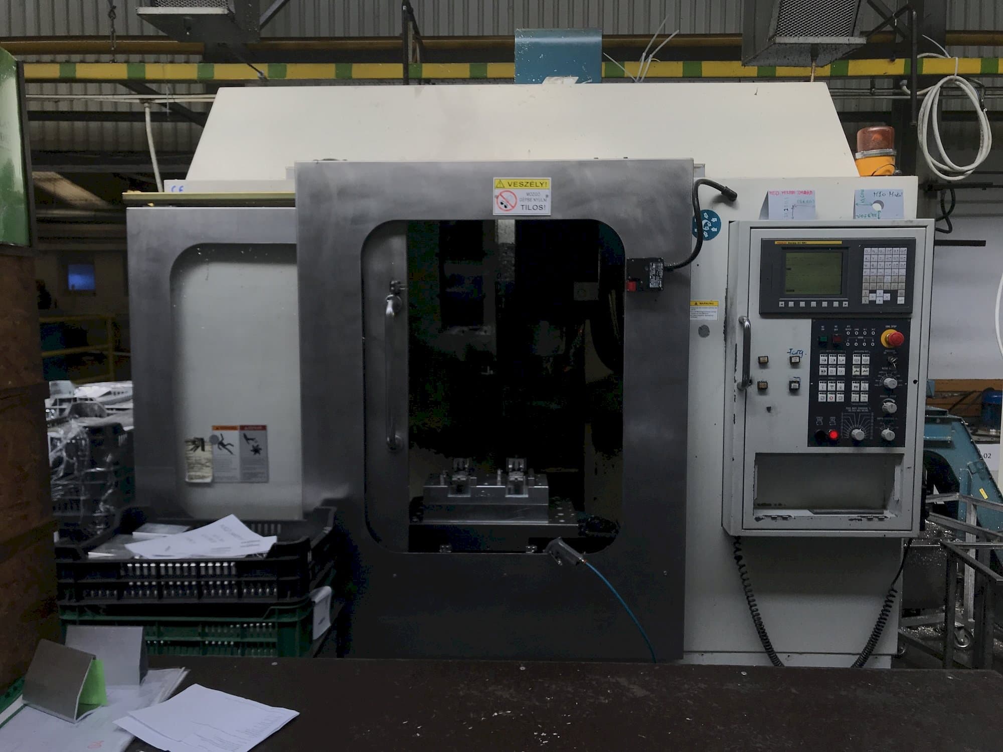 Čelní pohled  na Feeler FV-580AAPC  stroj