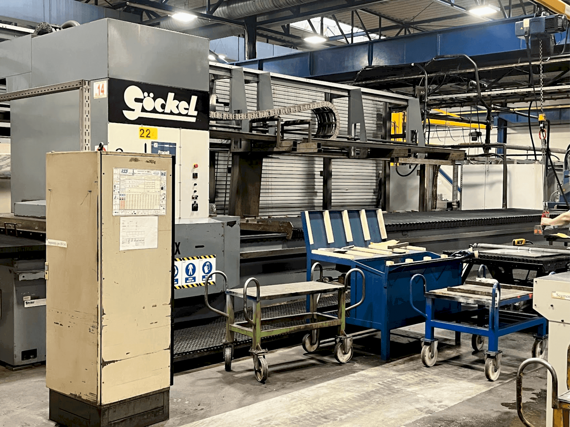 Čelní pohled  na GÖCKEL G130  stroj