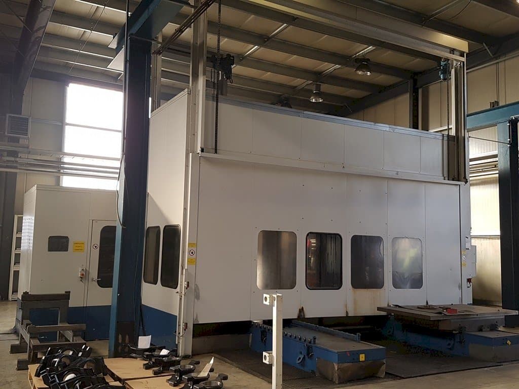 Čelní pohled  na PEGARD FLEXIVIT 3  stroj