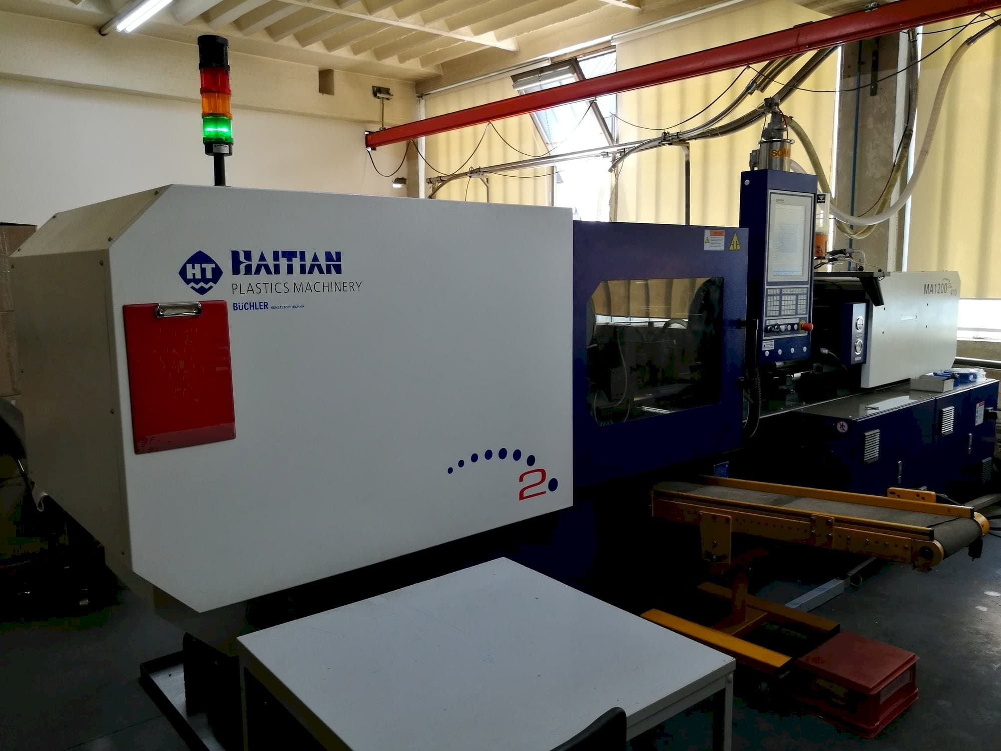 Čelní pohled  na HAITIAN Mars 2 - 1200  stroj