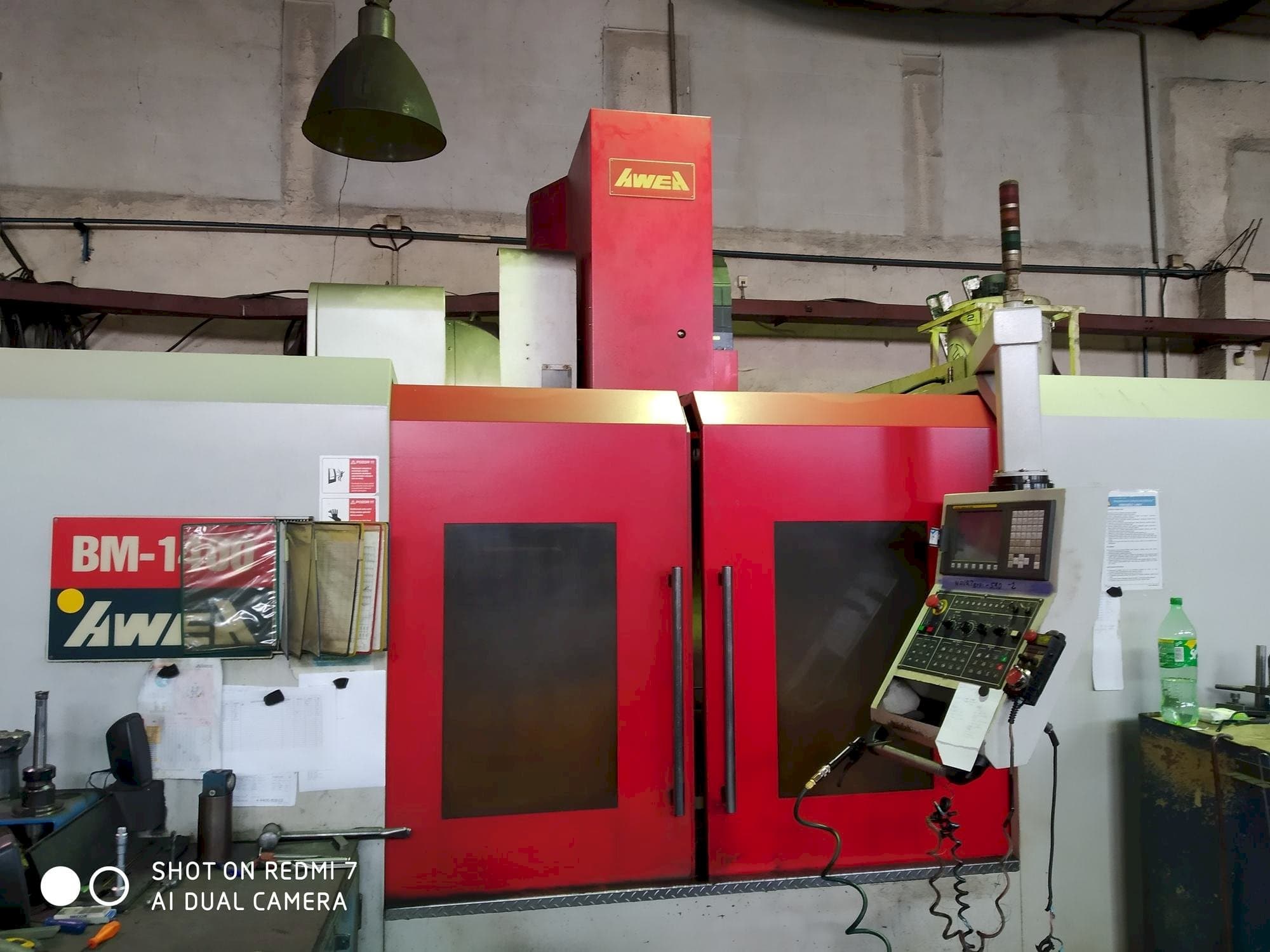 Čelní pohled  na AWEA BM-1400  stroj