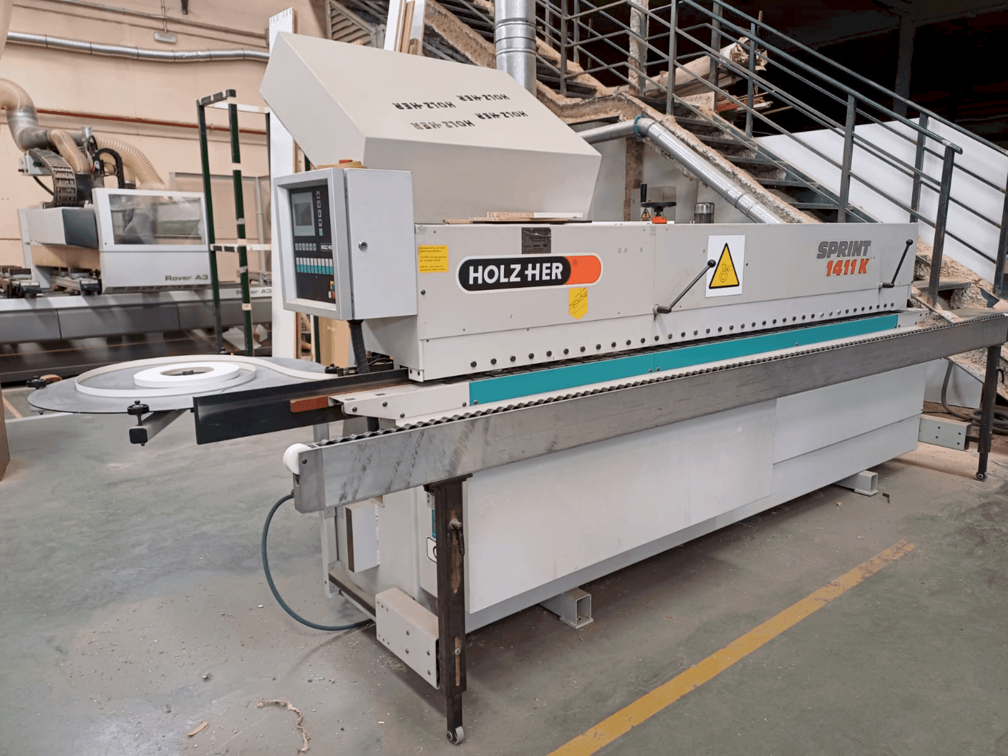 Čelní pohled  na HOLZHER SPRINT 1411K  stroj