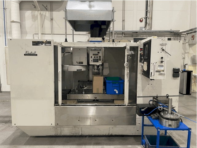 Čelní pohled  na FADAL VMC 4020HT  stroj