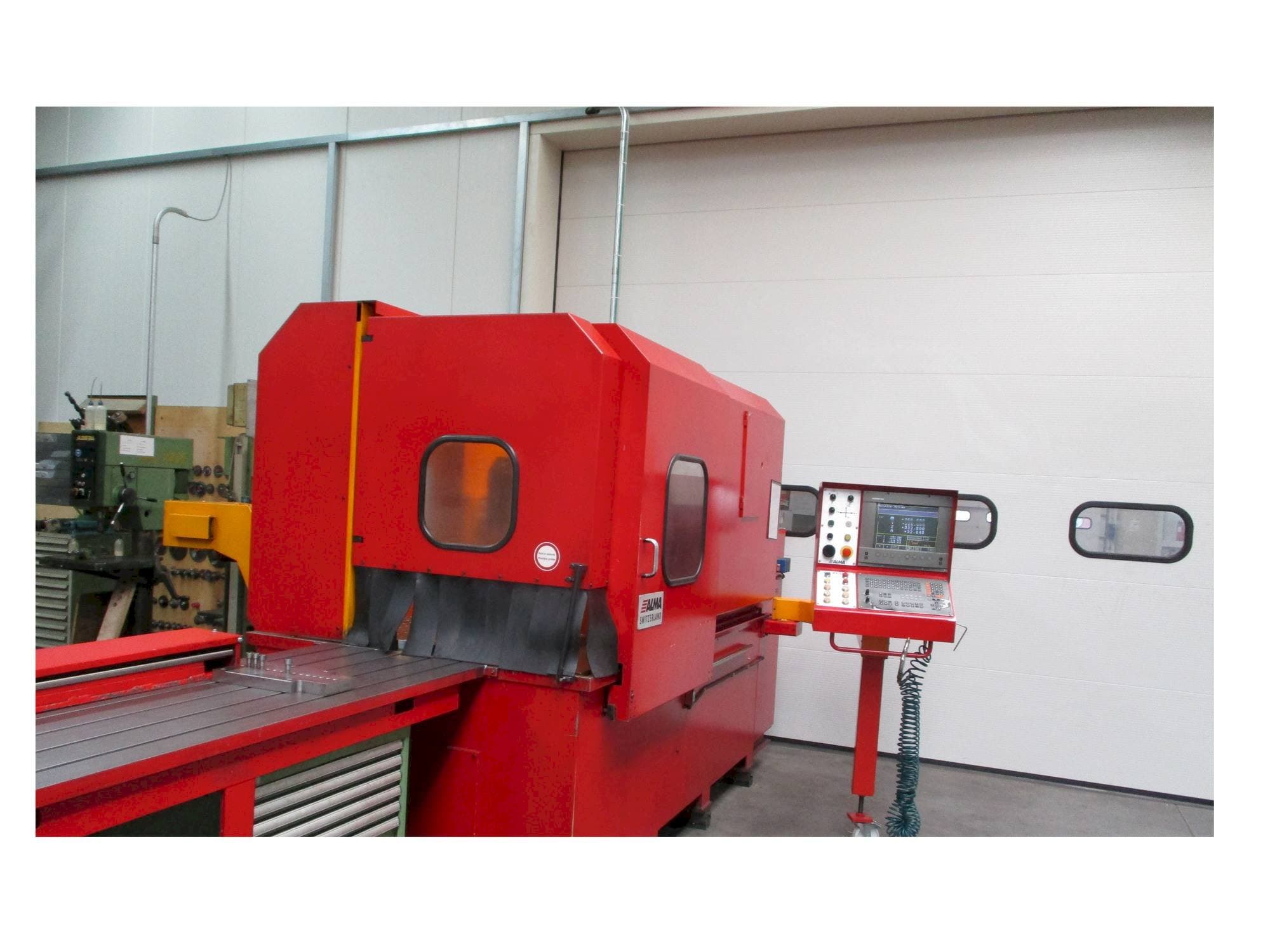 Čelní pohled  na ALMA SWITZERLAND Alma Hbz-500  stroj