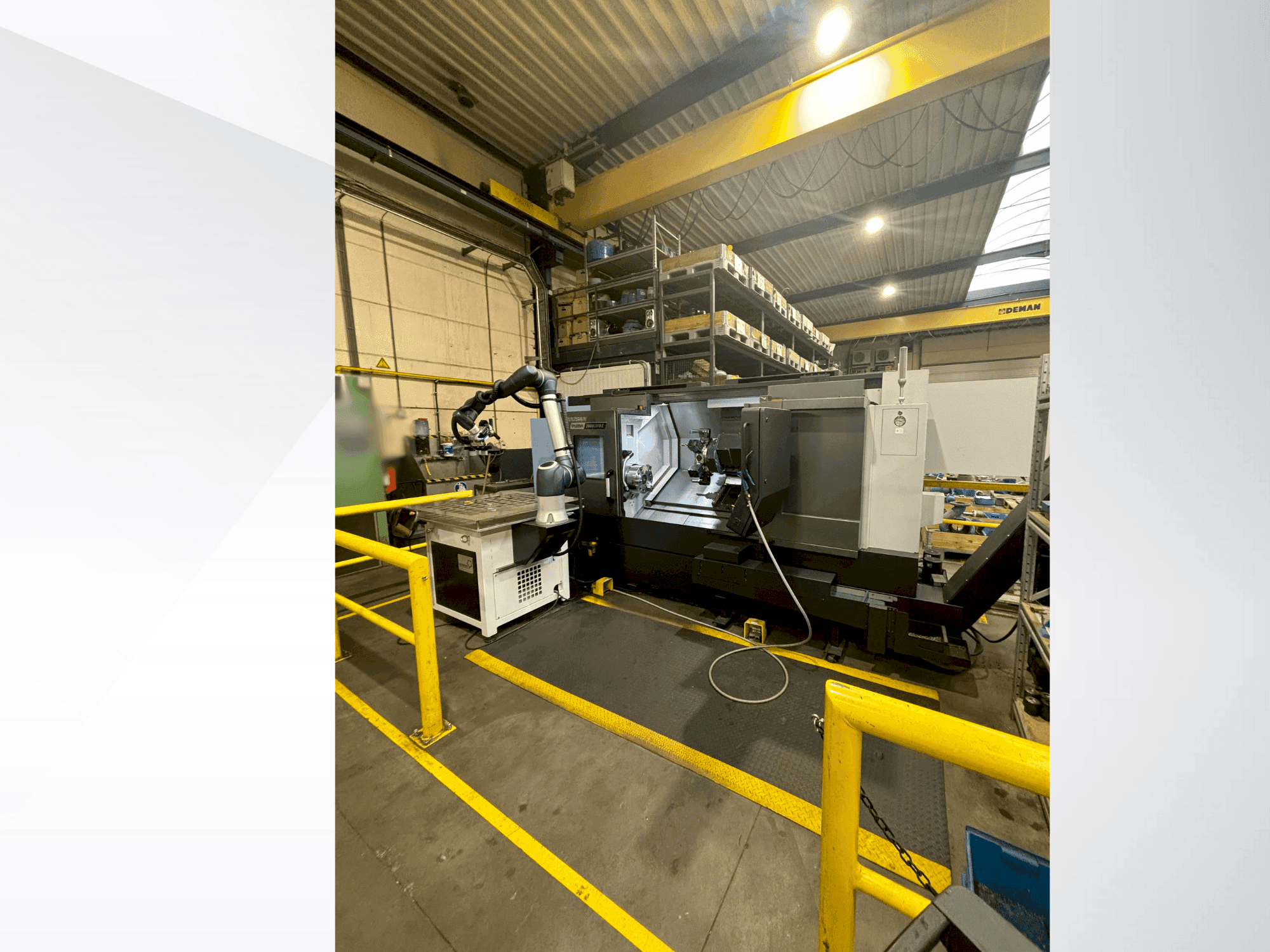 Čelní pohled  na DOOSAN PUMA 2600LSYB II  stroj