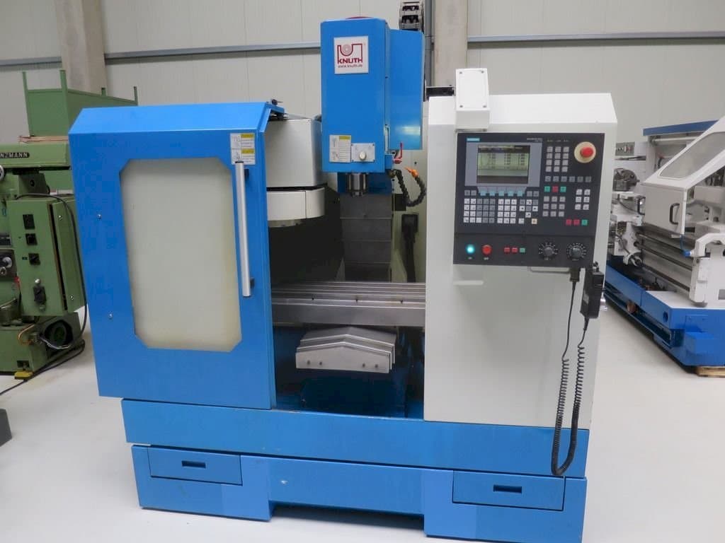 Čelní pohled  na KNUTH EcoMill 350  stroj