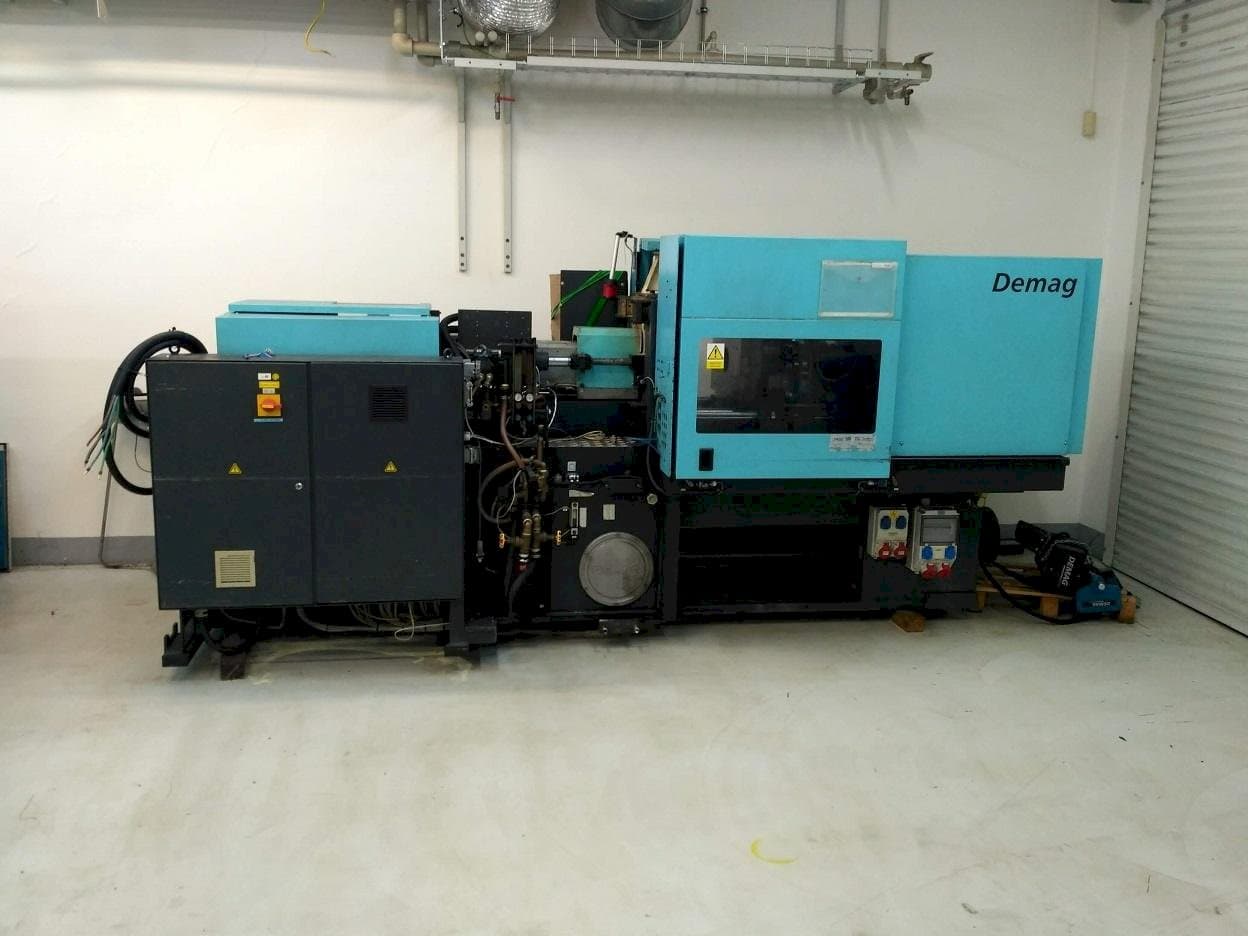 Čelní pohled  na DEMAG Ergotech Concept 800/420-310  stroj