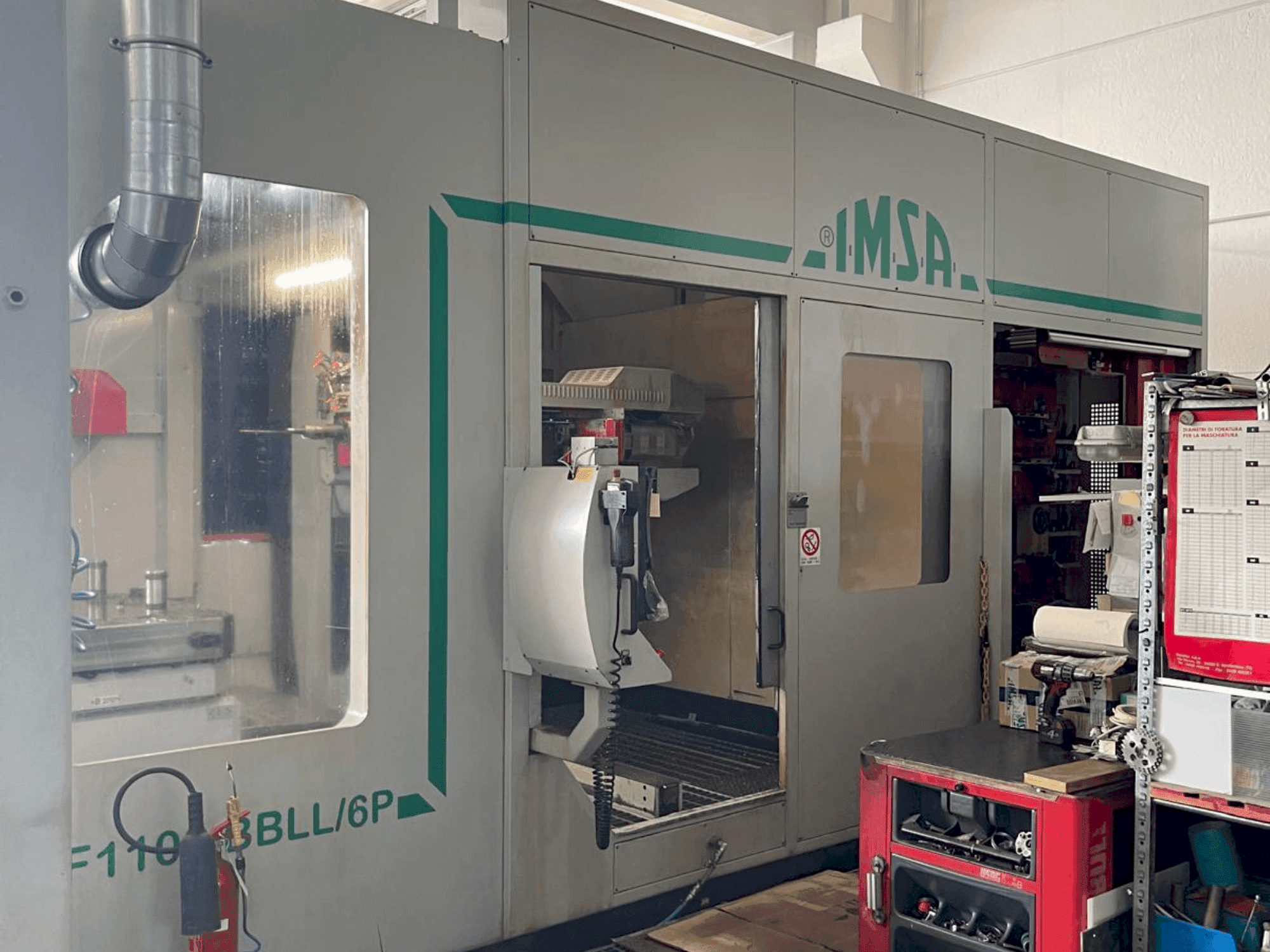 Čelní pohled  na IMSA TIPO MF1100BBLL 6P  stroj
