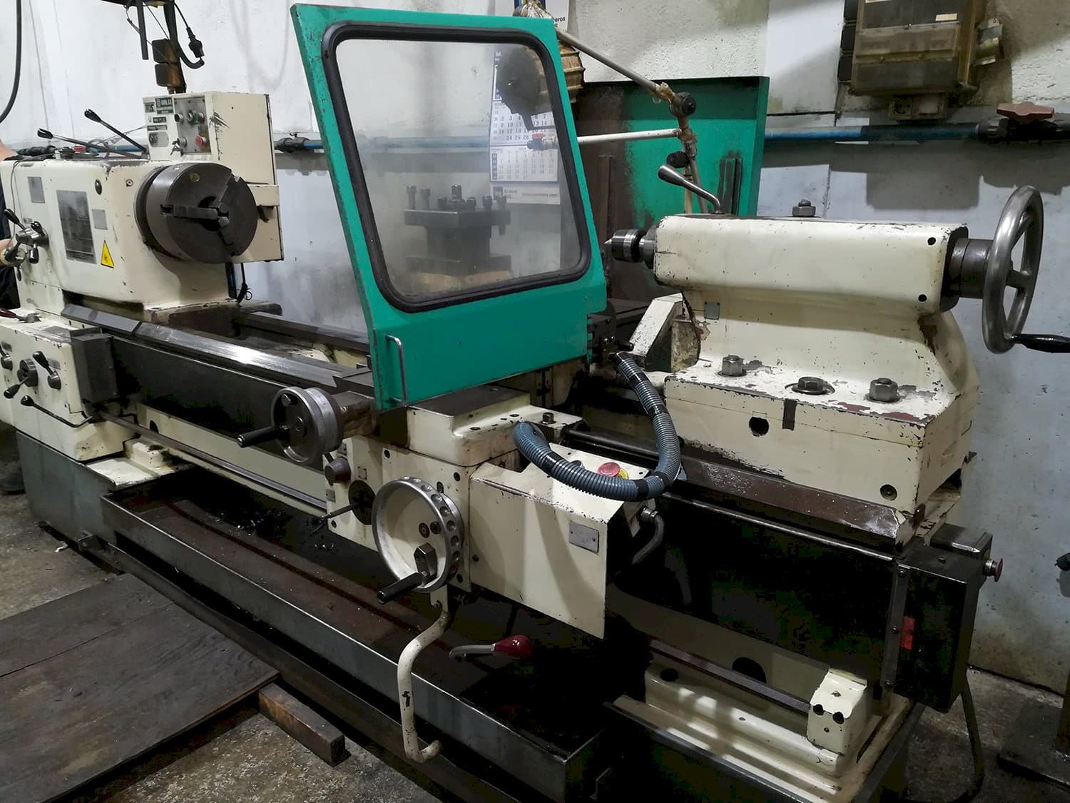 Čelní pohled  na TOS SN 71 C  stroj