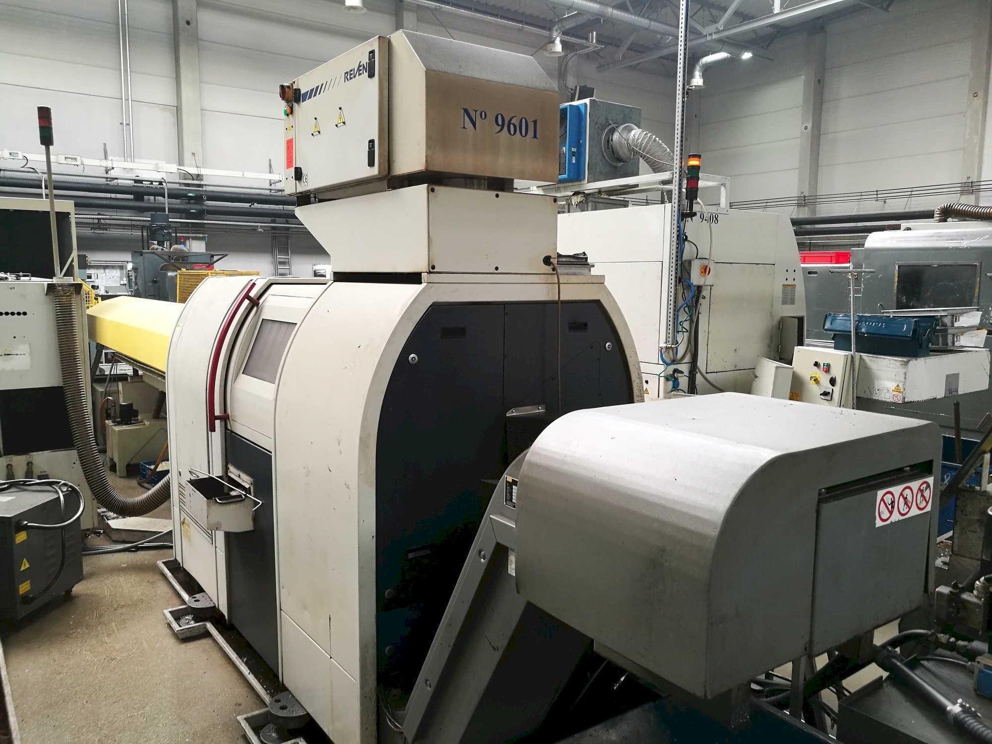 Čelní pohled  na TRAUB TNL 16/26  stroj