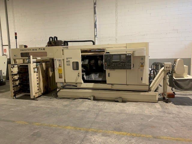 Čelní pohled  na NAKAMURA-TOME TW-20  stroj