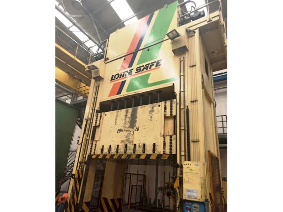 Čelní pohled  na LOIRE SAFE Edim 800  stroj
