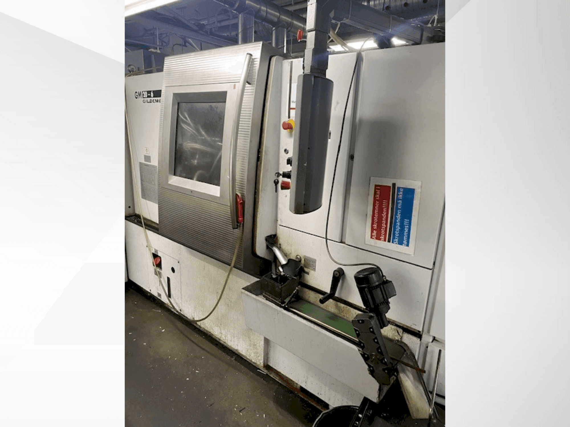 Čelní pohled  na Gildemeister GM 20-6  stroj