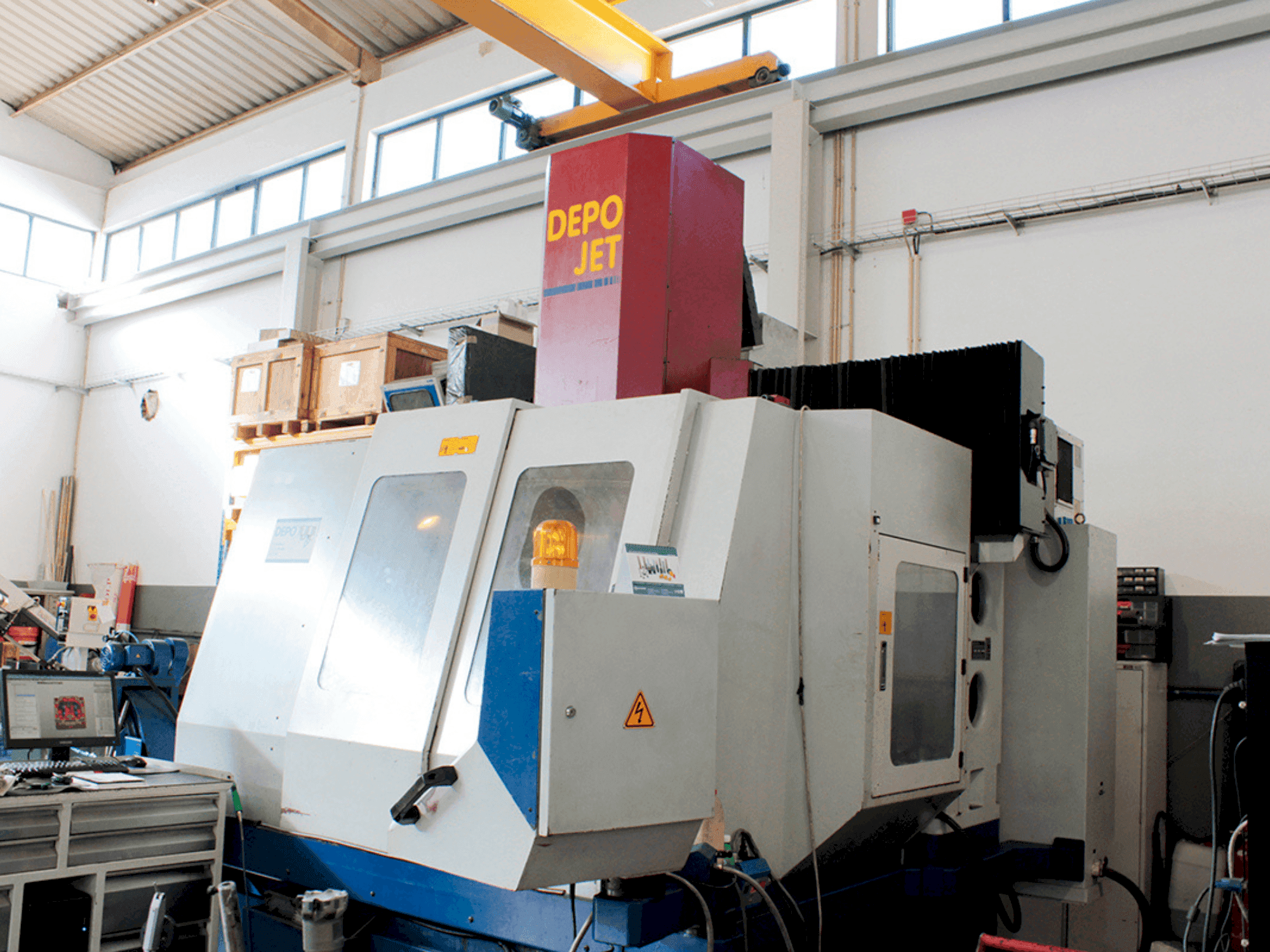 Čelní pohled  na DEPO Jet  stroj