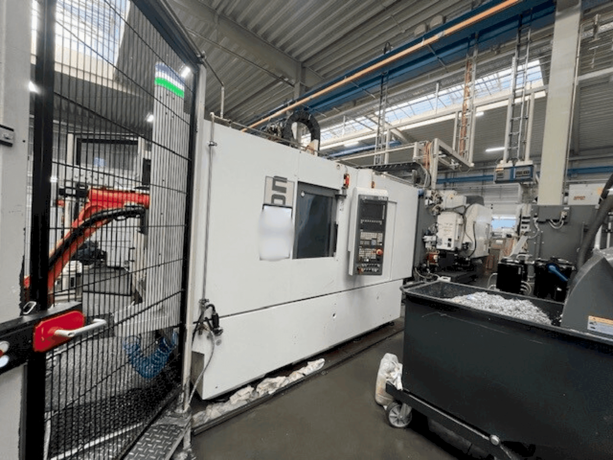 Čelní pohled  na CHIRON DZ 15 W  stroj