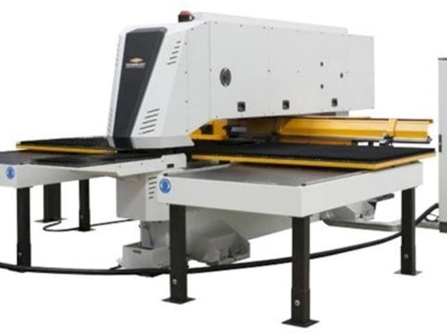 Čelní pohled  na TECHNOLOGY ITALIANA TP OMEGA 3610  stroj