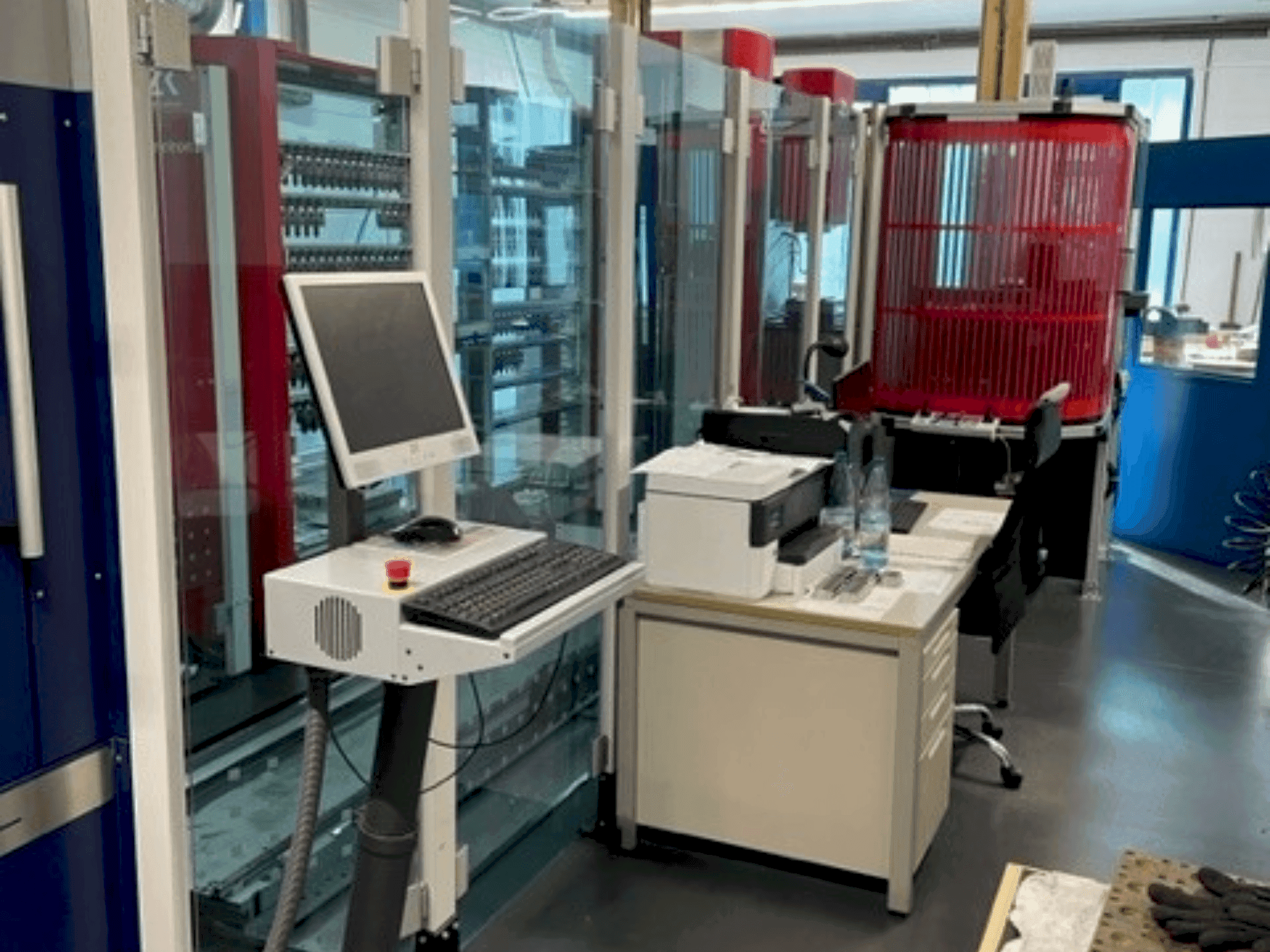 Čelní pohled  na ZK GENIUS 700  stroj