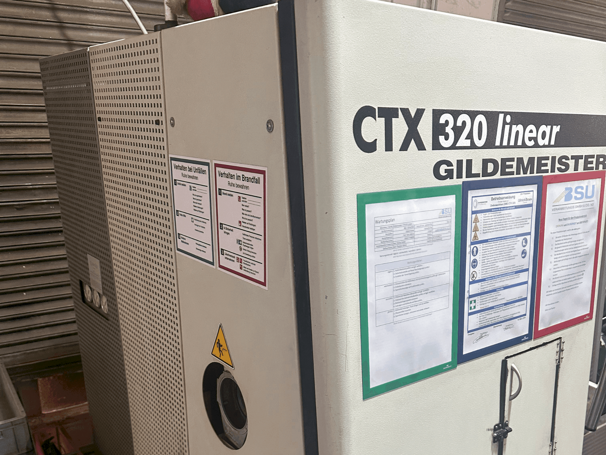 Čelní pohled  na DMG CTX 320 Linear V5  stroj