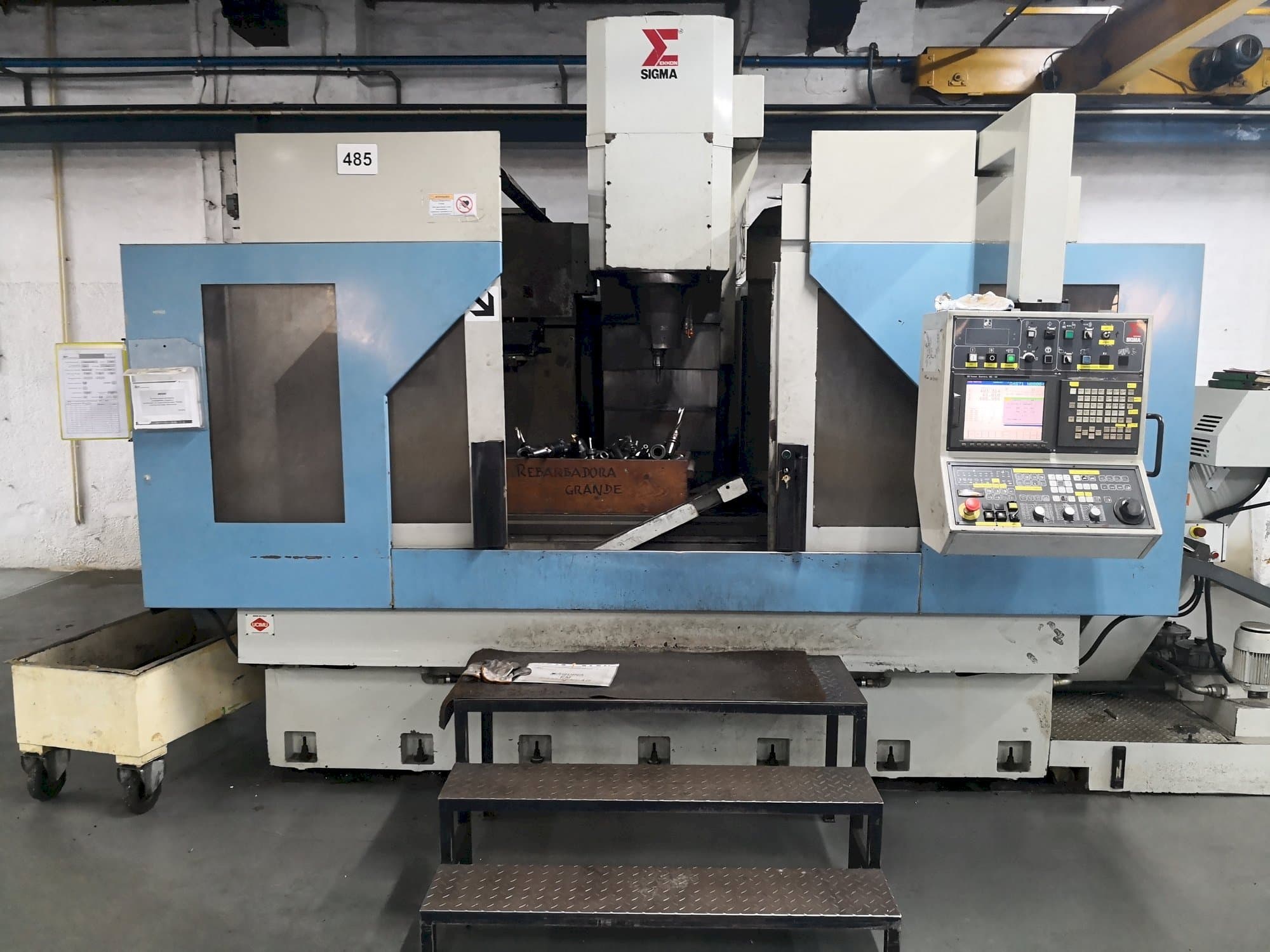 Čelní pohled  na Sigma Zenit 6  stroj