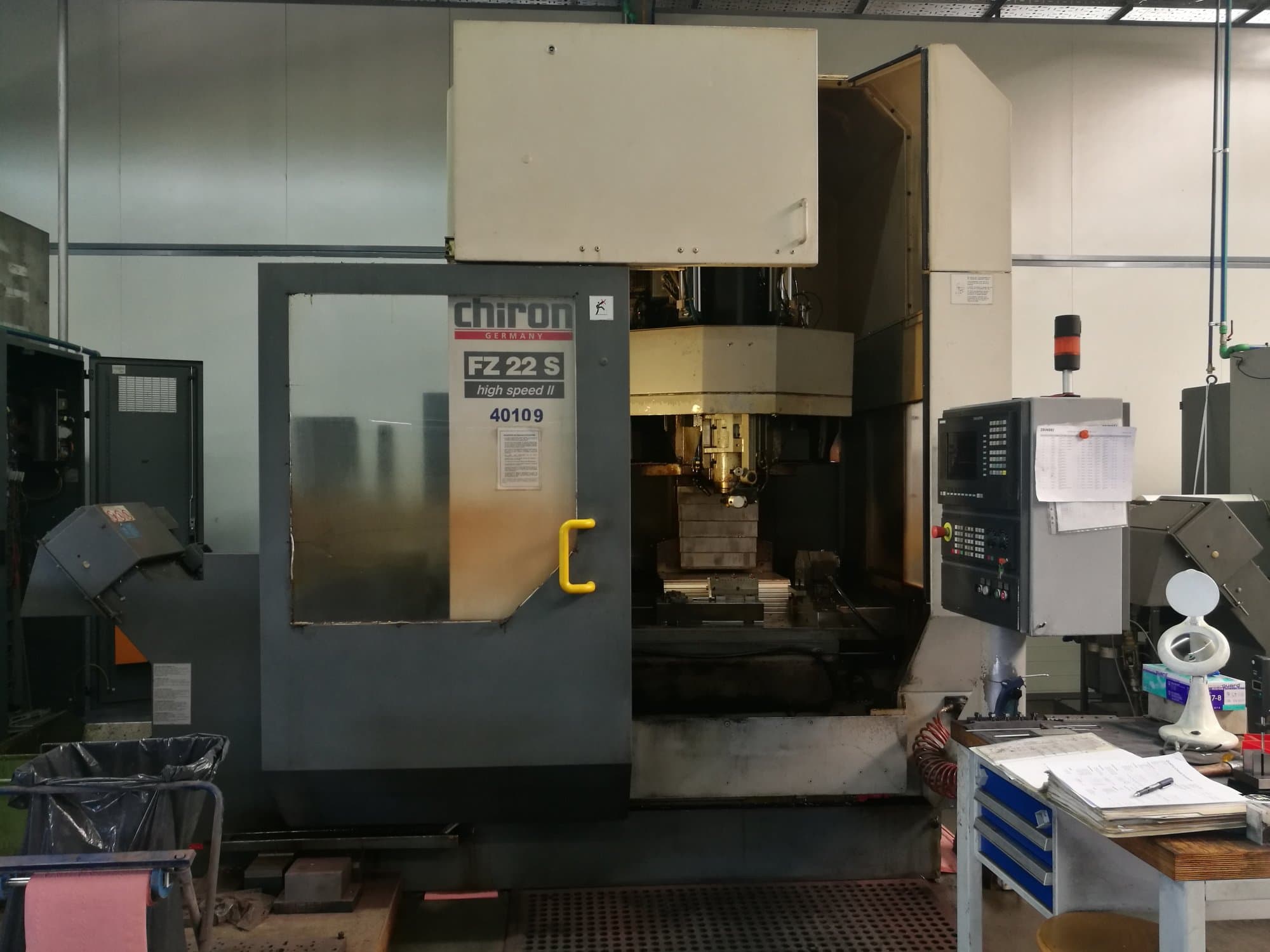 Čelní pohled  na Chiron FZ 22 S stroj