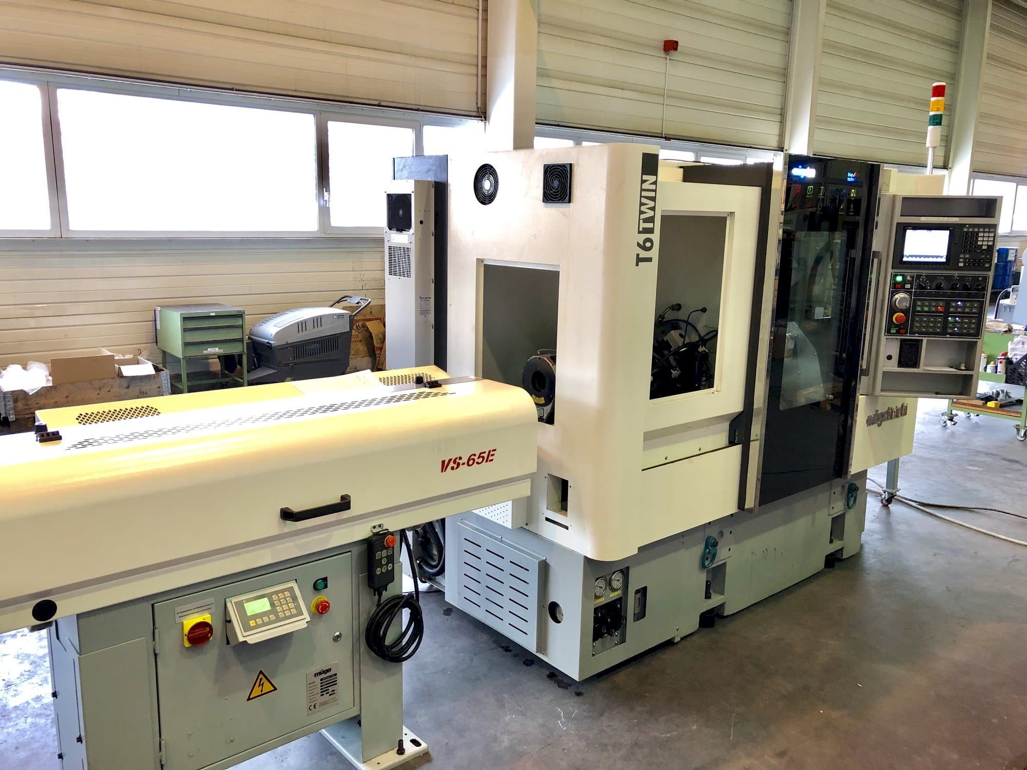 Čelní pohled  na Müga T6 Twin 60  stroj