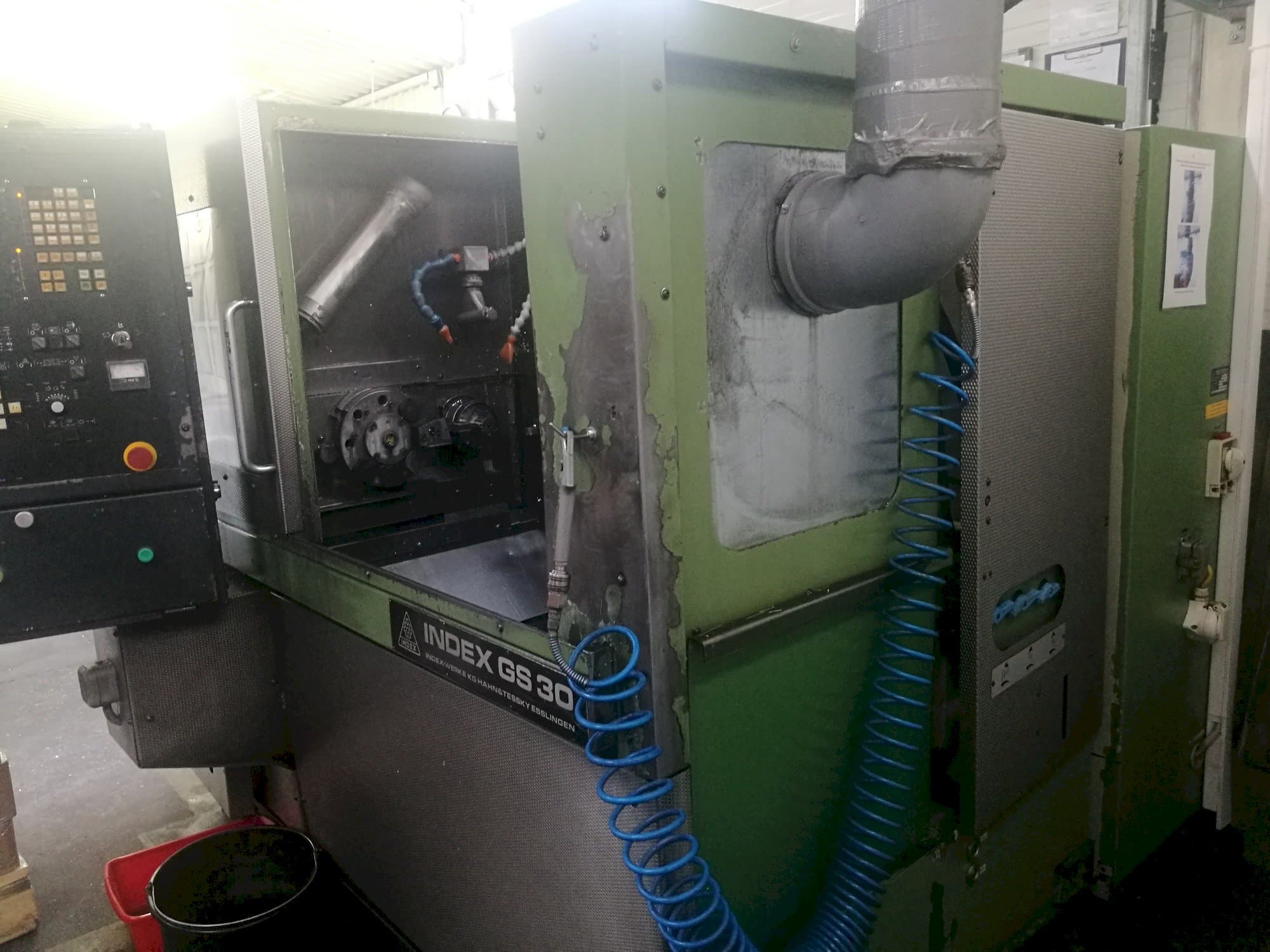 Čelní pohled  na Index GS 30  stroj