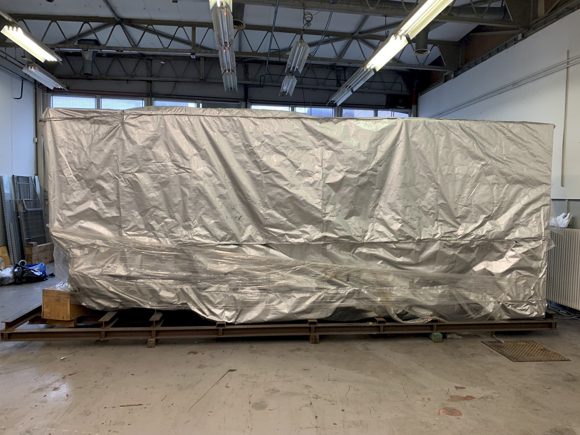 Čelní pohled  na YCM NH 500A  stroj