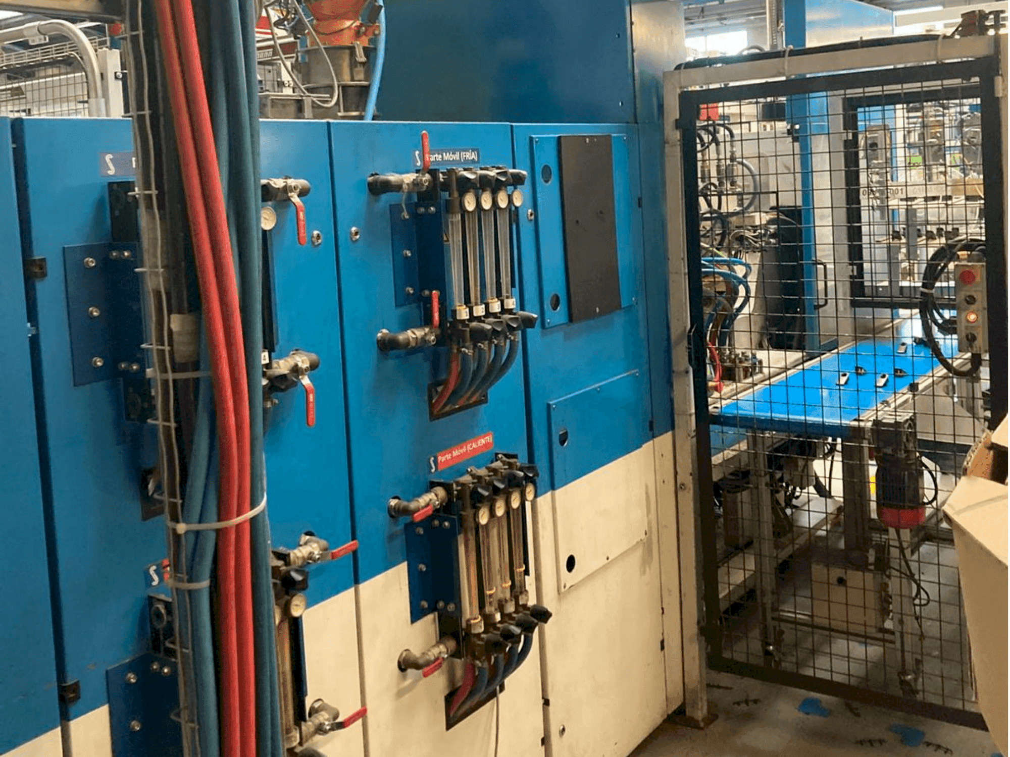 Čelní pohled  na Engel ES 500/110 HL  stroj