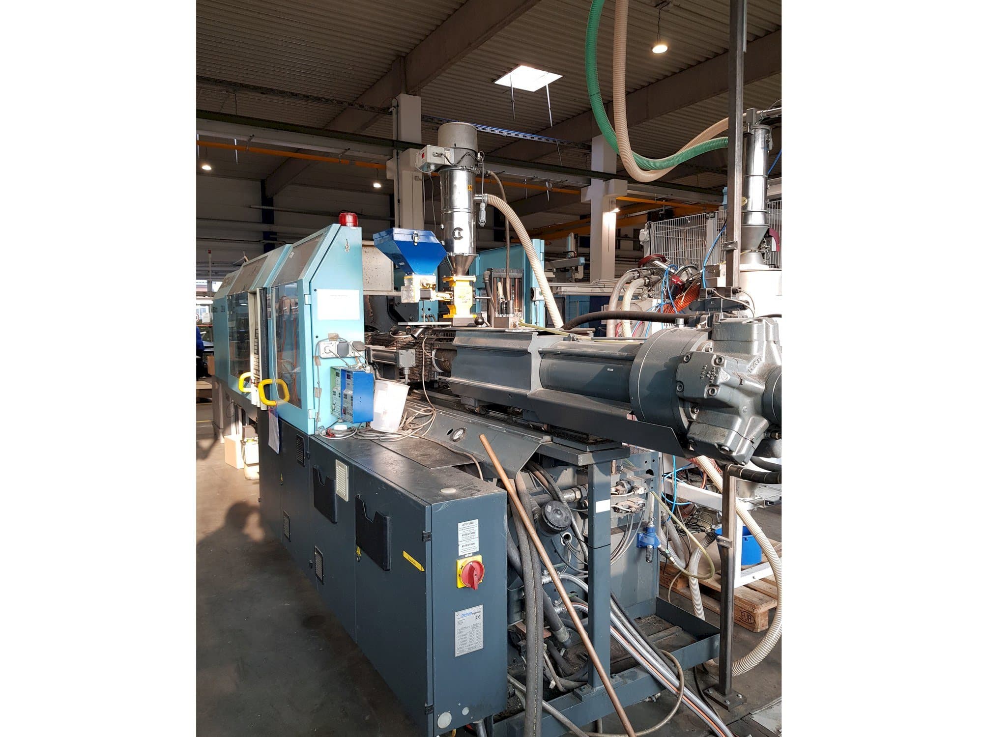 Čelní pohled  na DEMAG Ergotech viva 2000-840  stroj